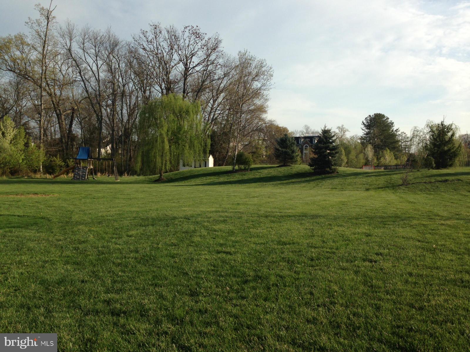 BLUE SPRING FARM - Residential