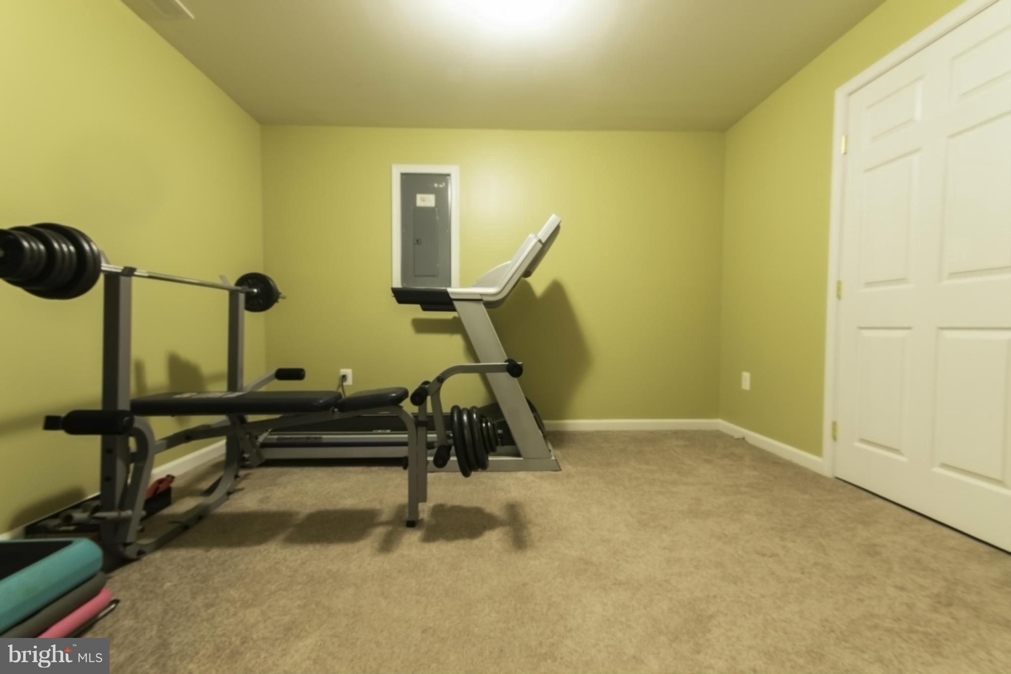 BLUE SPRING FARM - Residential