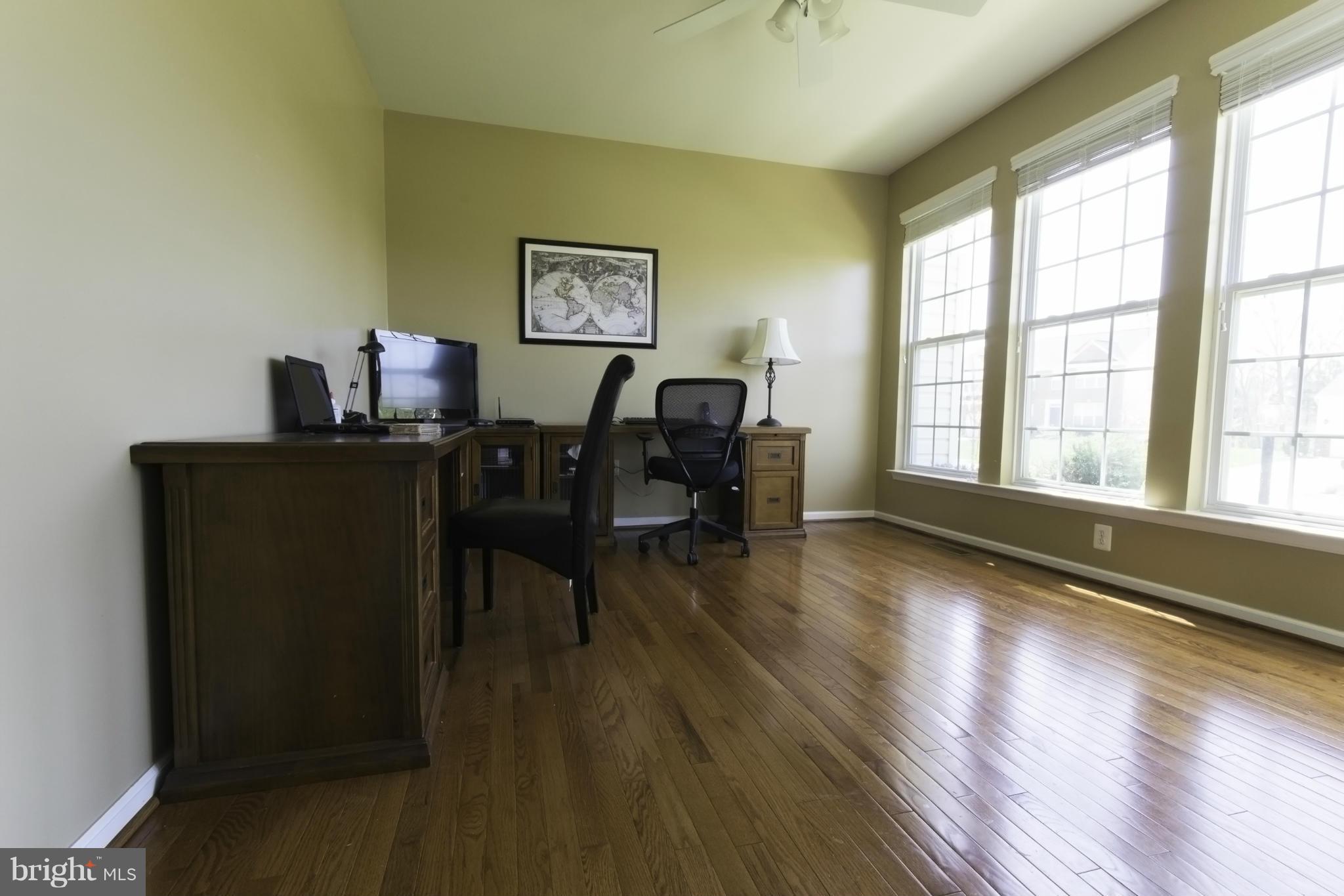 BLUE SPRING FARM - Residential