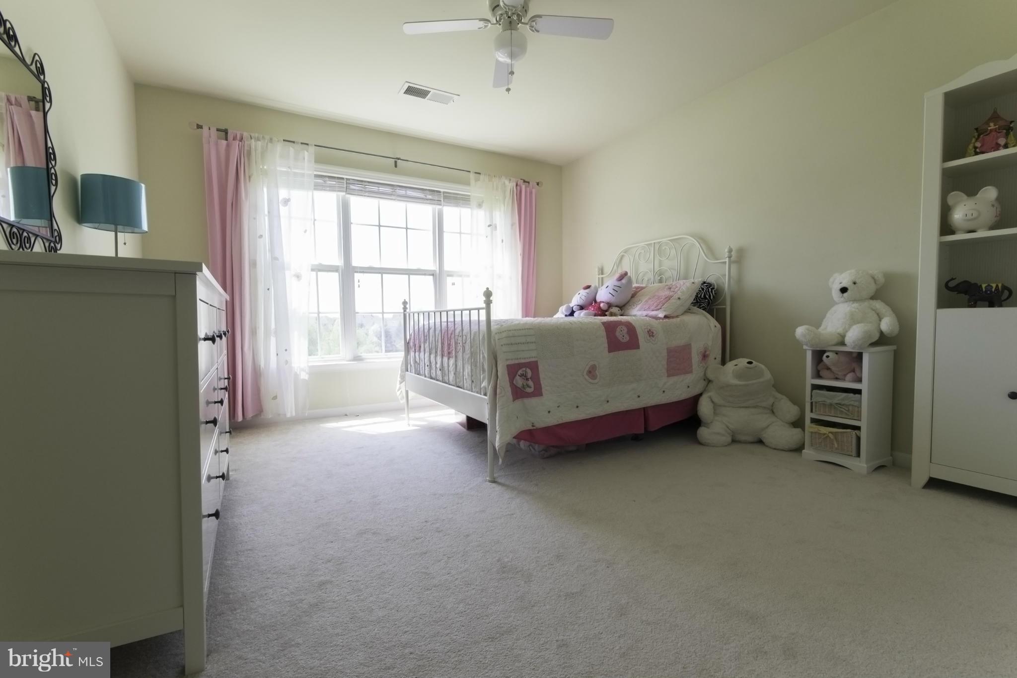 BLUE SPRING FARM - Residential