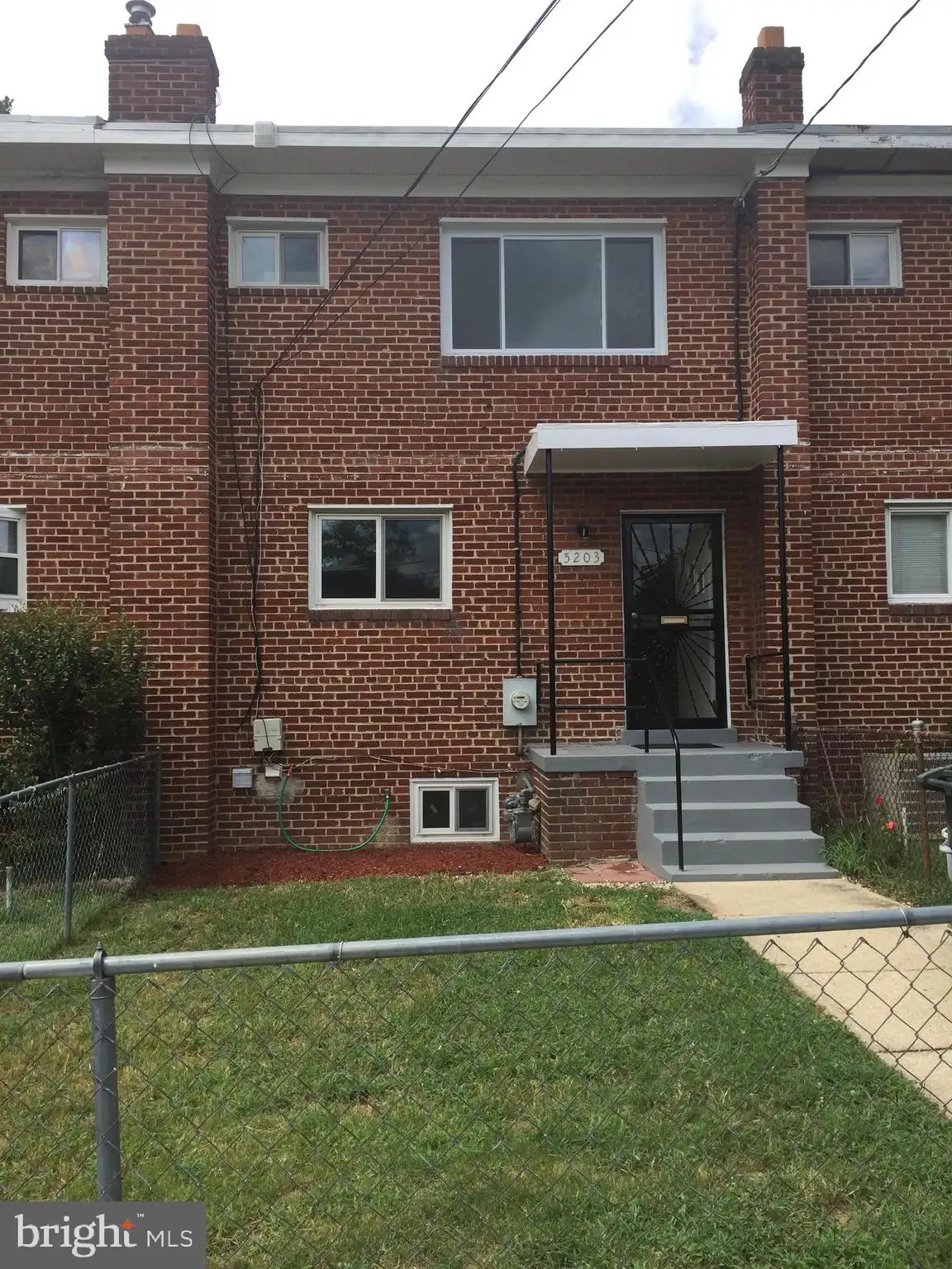 5203 Deal Dr  