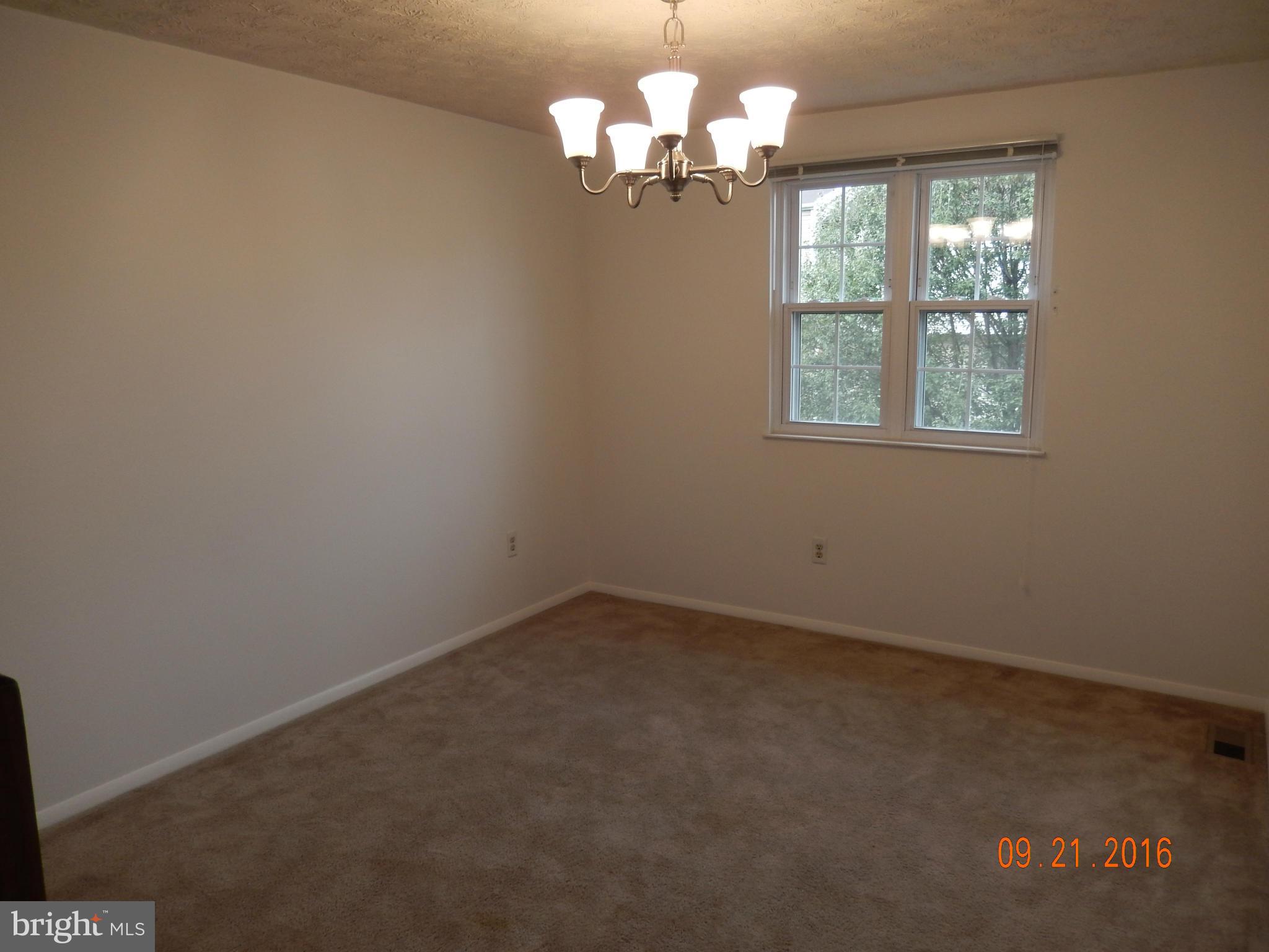 COURTS OF TYSONS - Residential Lease