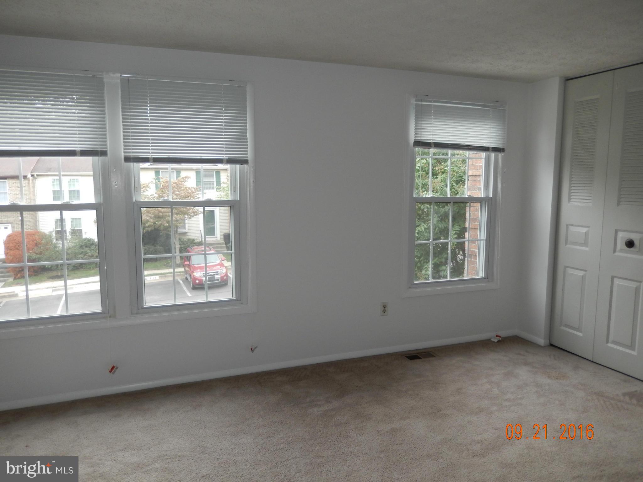 COURTS OF TYSONS - Residential Lease