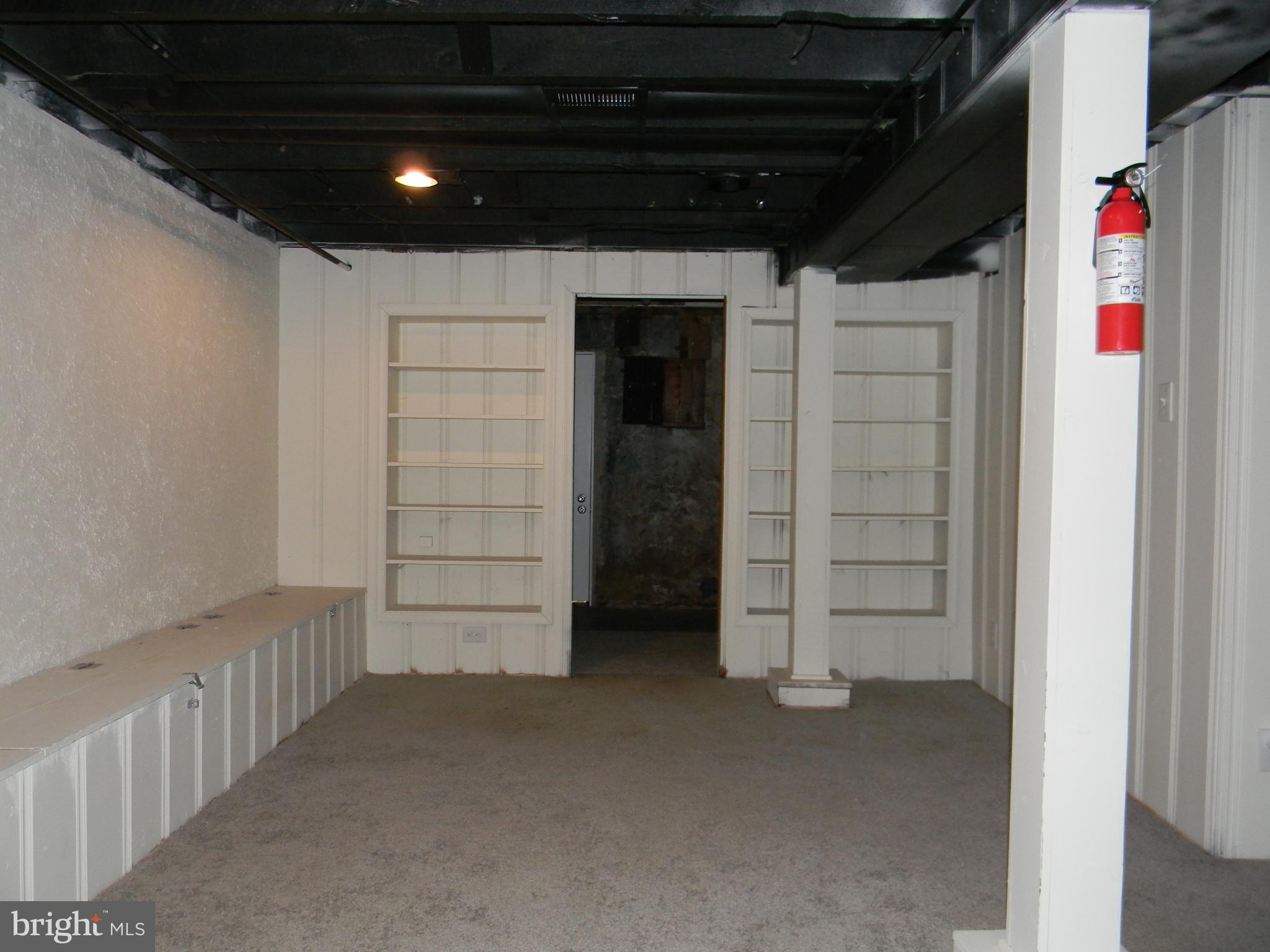 ROSEMONT - Residential Lease