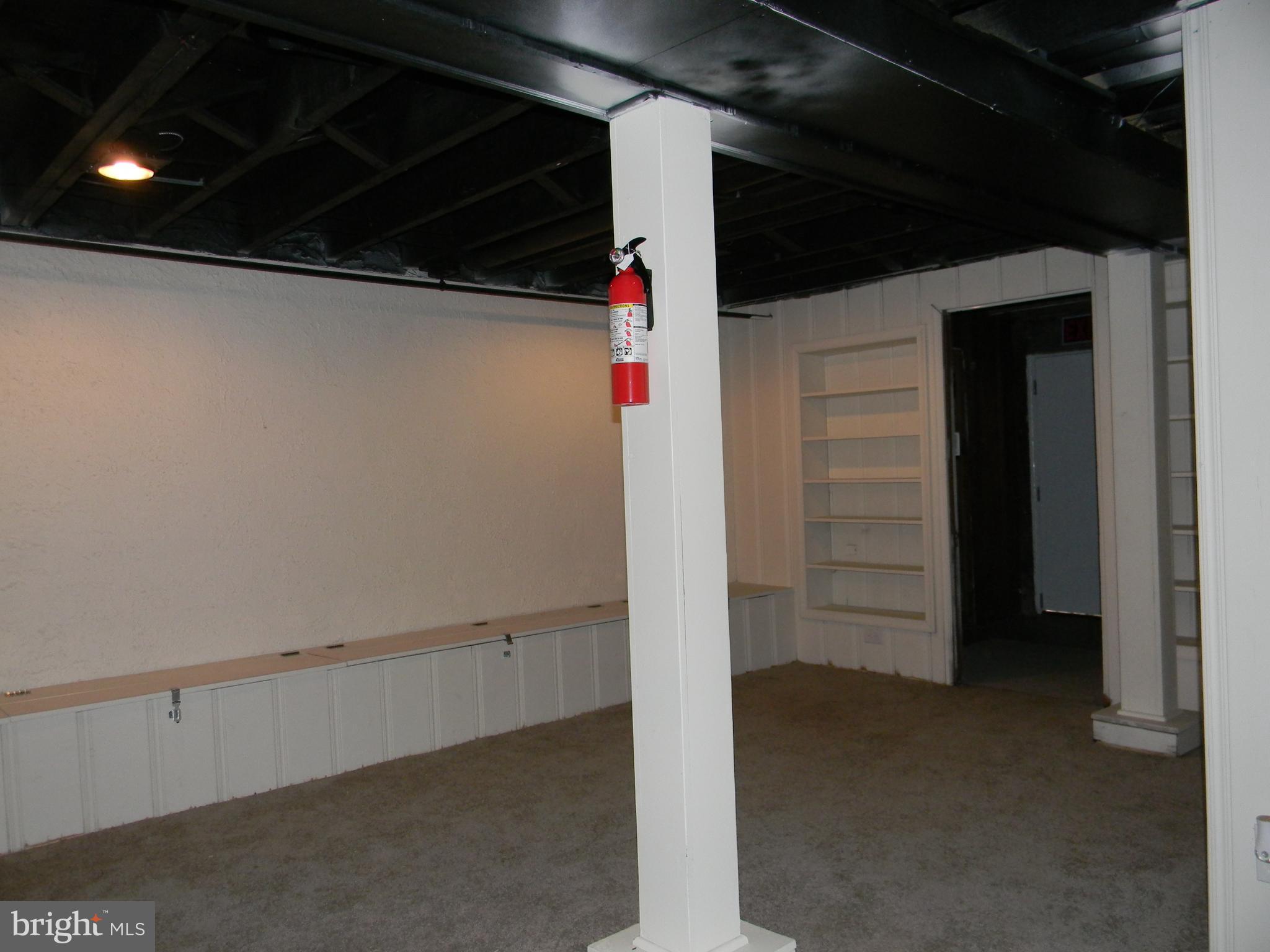 ROSEMONT - Residential Lease