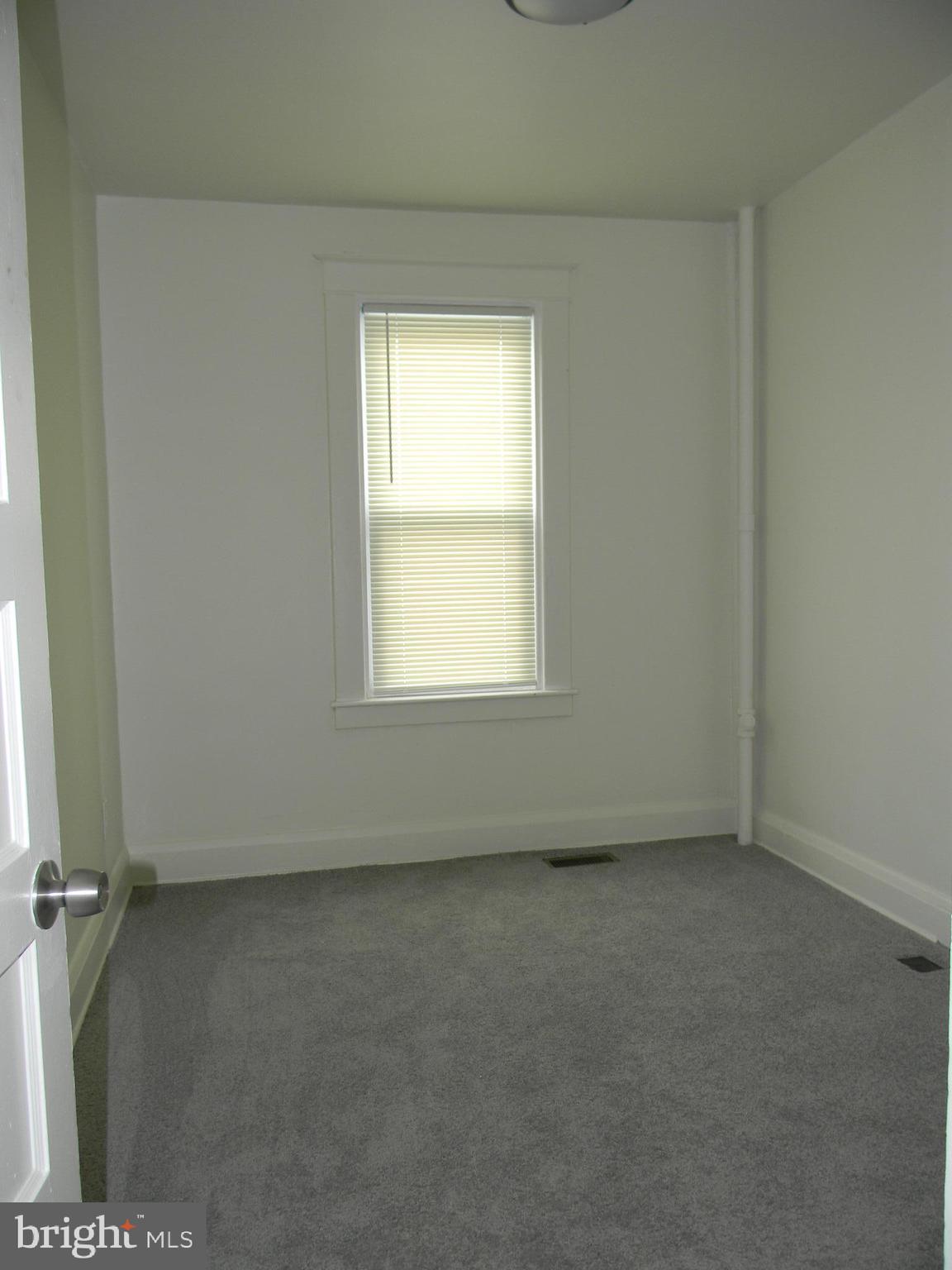 ROSEMONT - Residential Lease