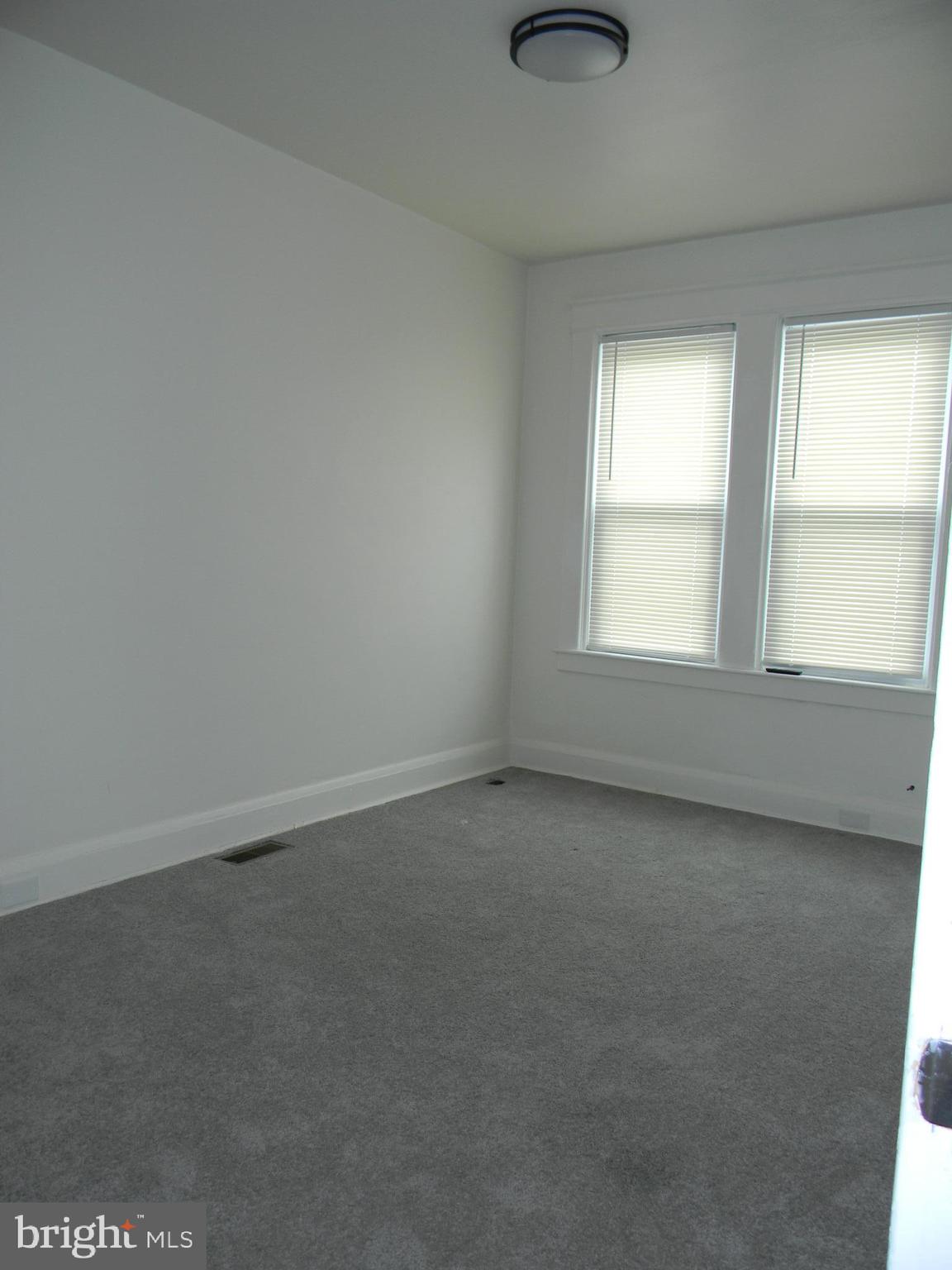 ROSEMONT - Residential Lease