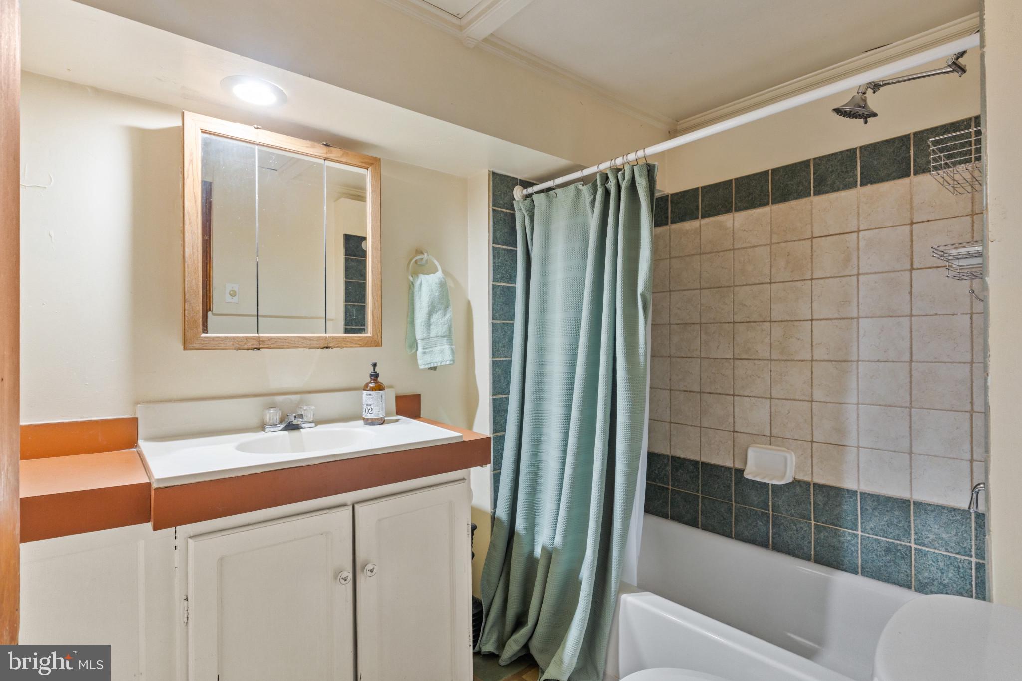 BOLTON HILL HISTORIC DISTRICT - Residential