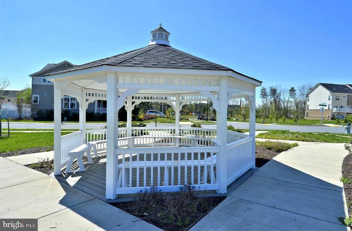 NORBECK CROSSING - Residential