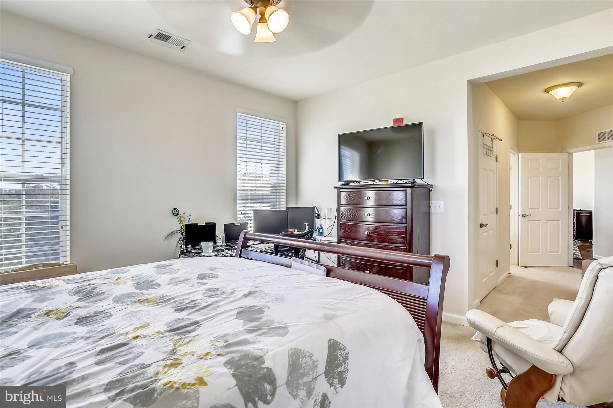 NORBECK CROSSING - Residential