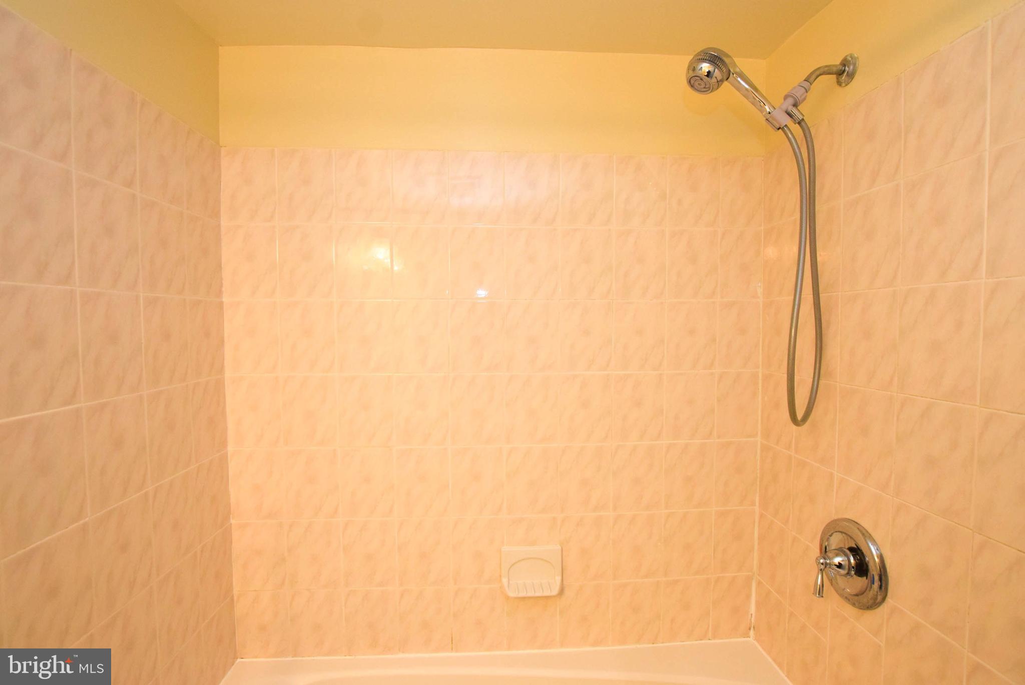 GRAND BEL - Residential Lease