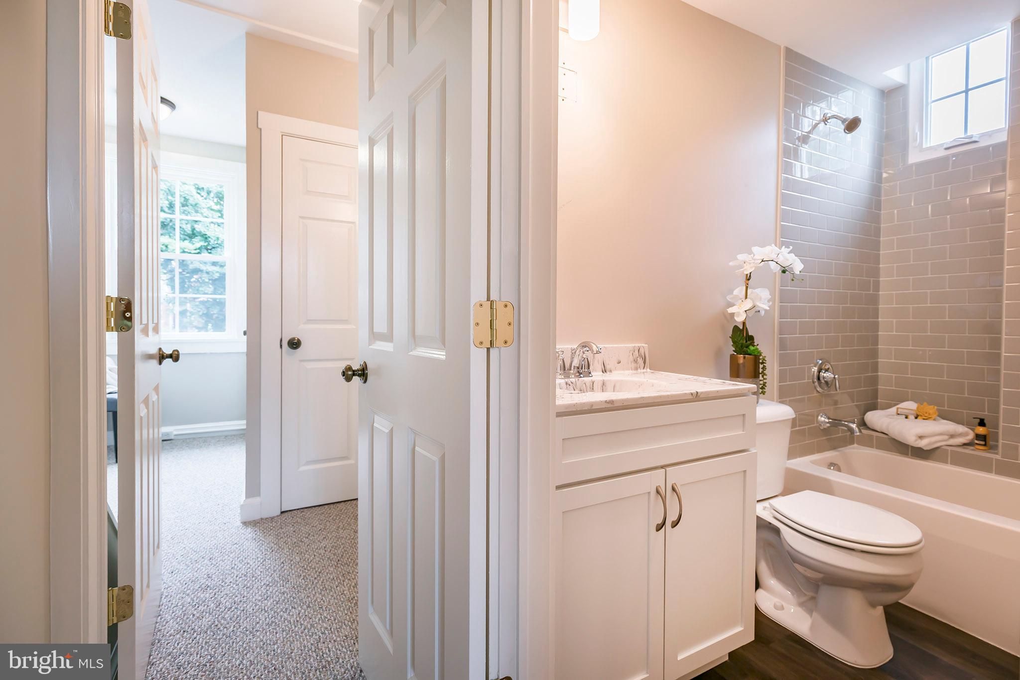 WEST END NEAR F&M - Residential Lease