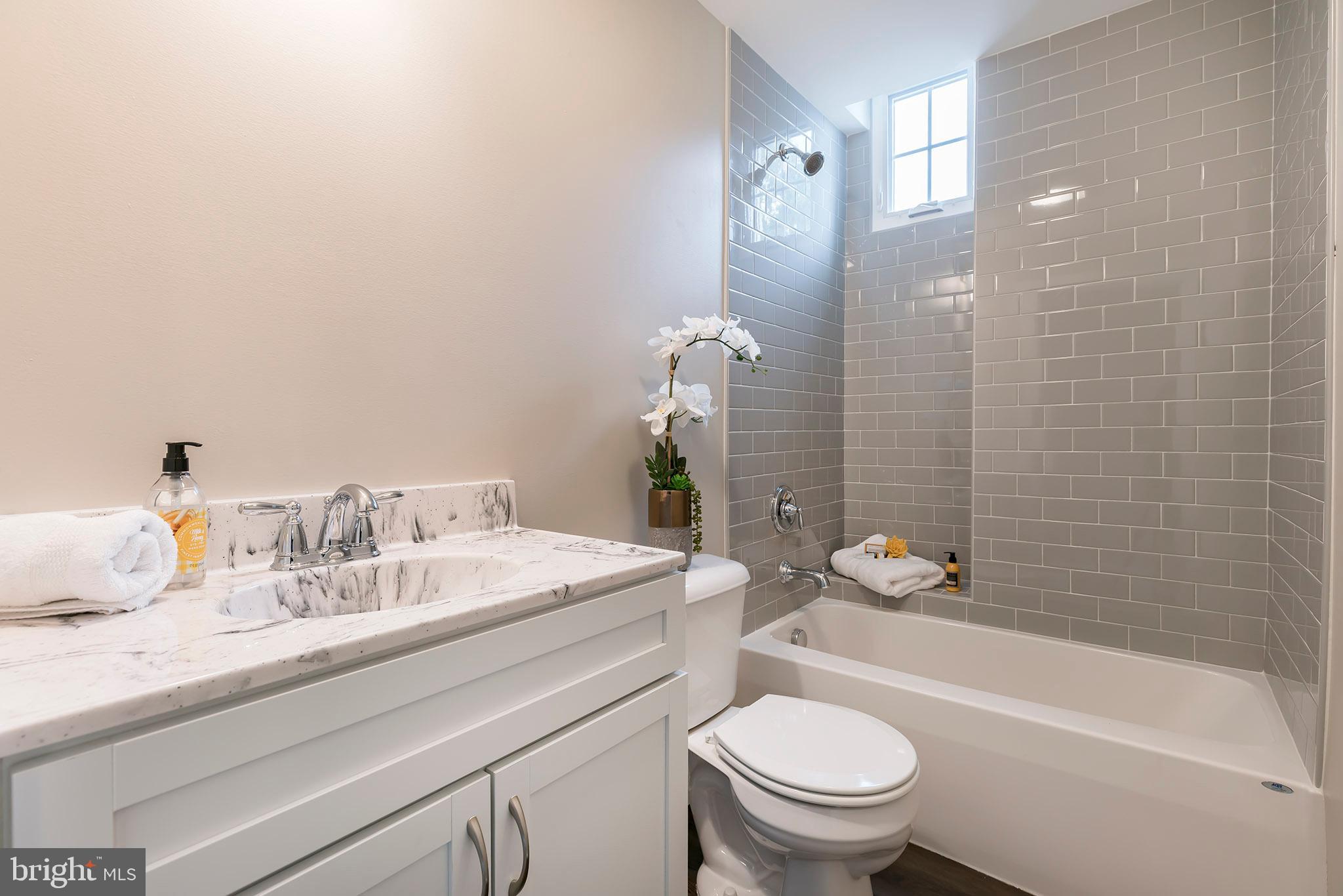 WEST END NEAR F&M - Residential Lease