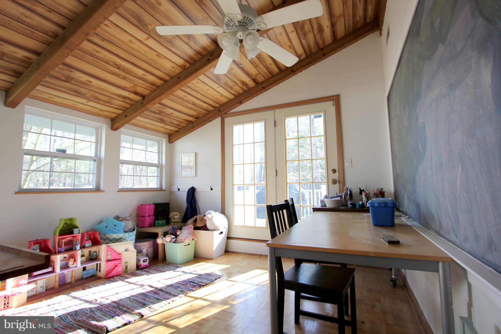 CEDAR COVE - Residential