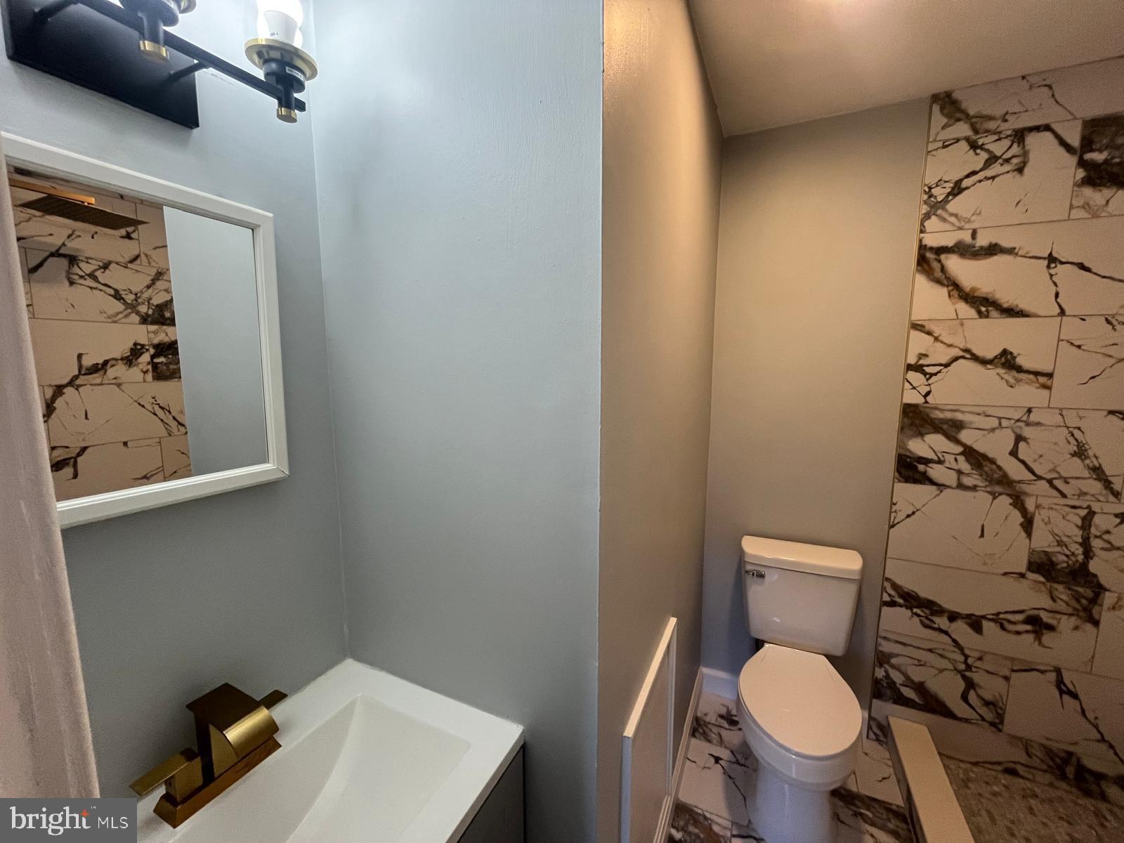 NEWPORT ESTATES - Residential