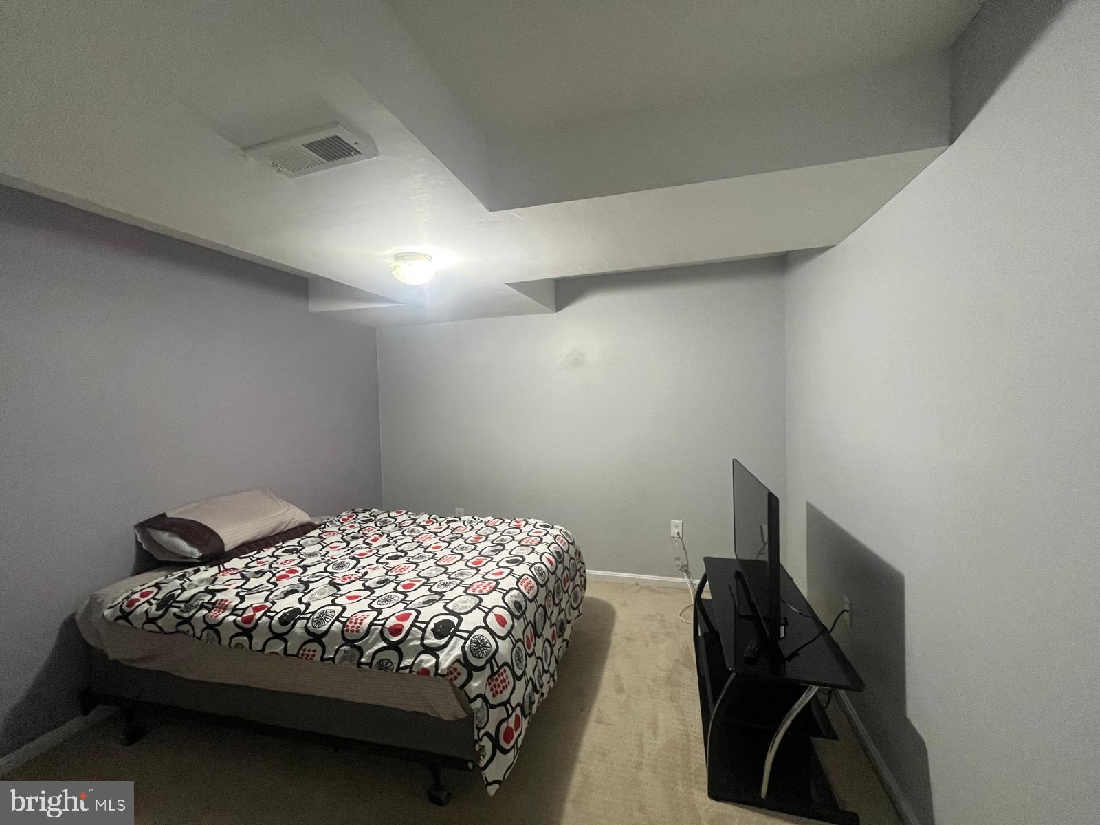 NEWPORT ESTATES - Residential