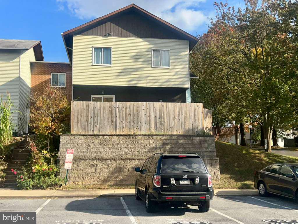 NEWPORT ESTATES - Residential