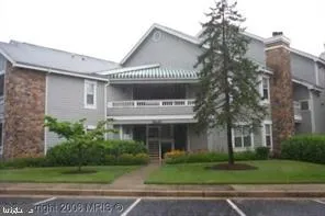 13081 Autumn Woods Way Unit 101, Fairfax, VA 22033