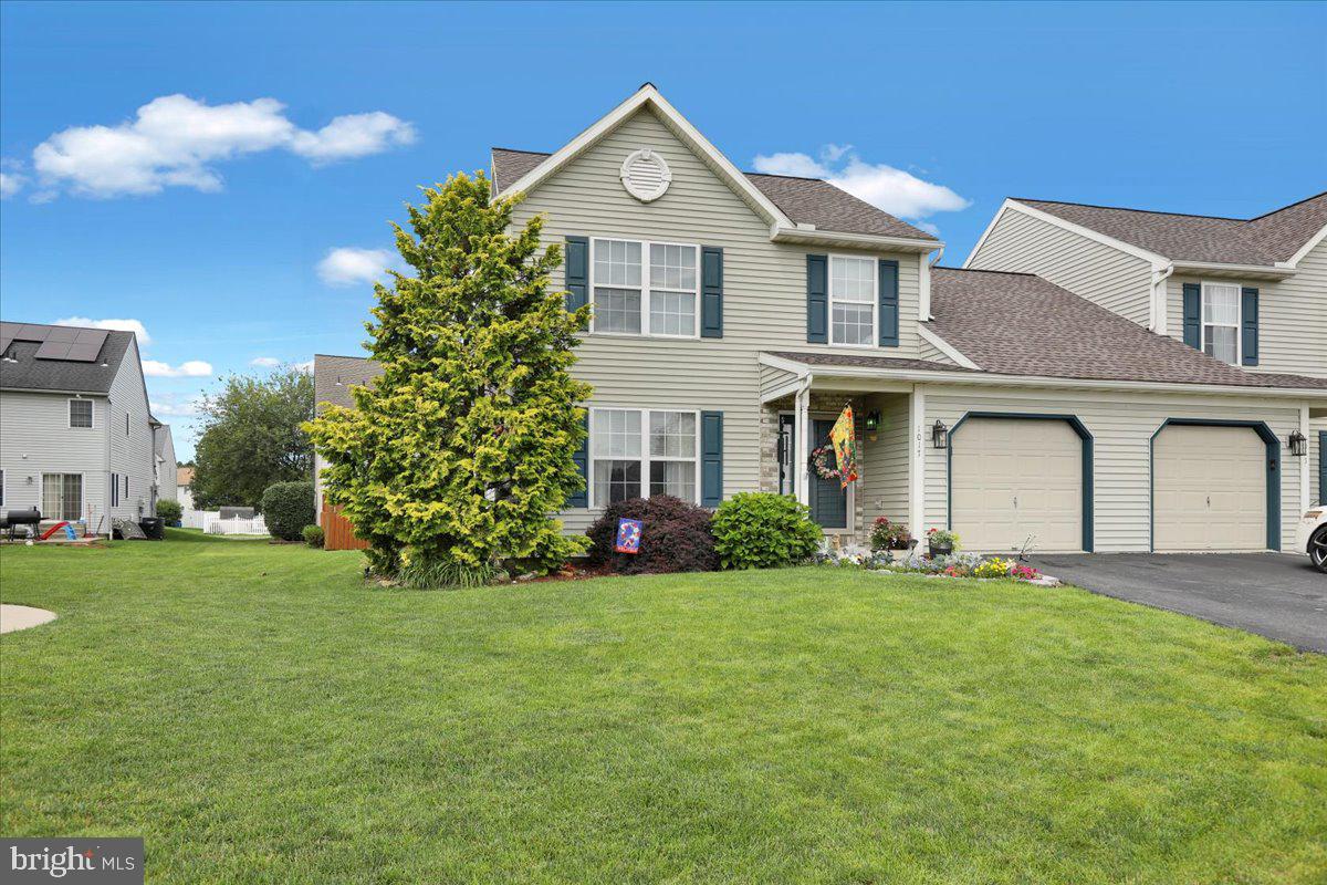 1017 SAINT VINCENT COURT