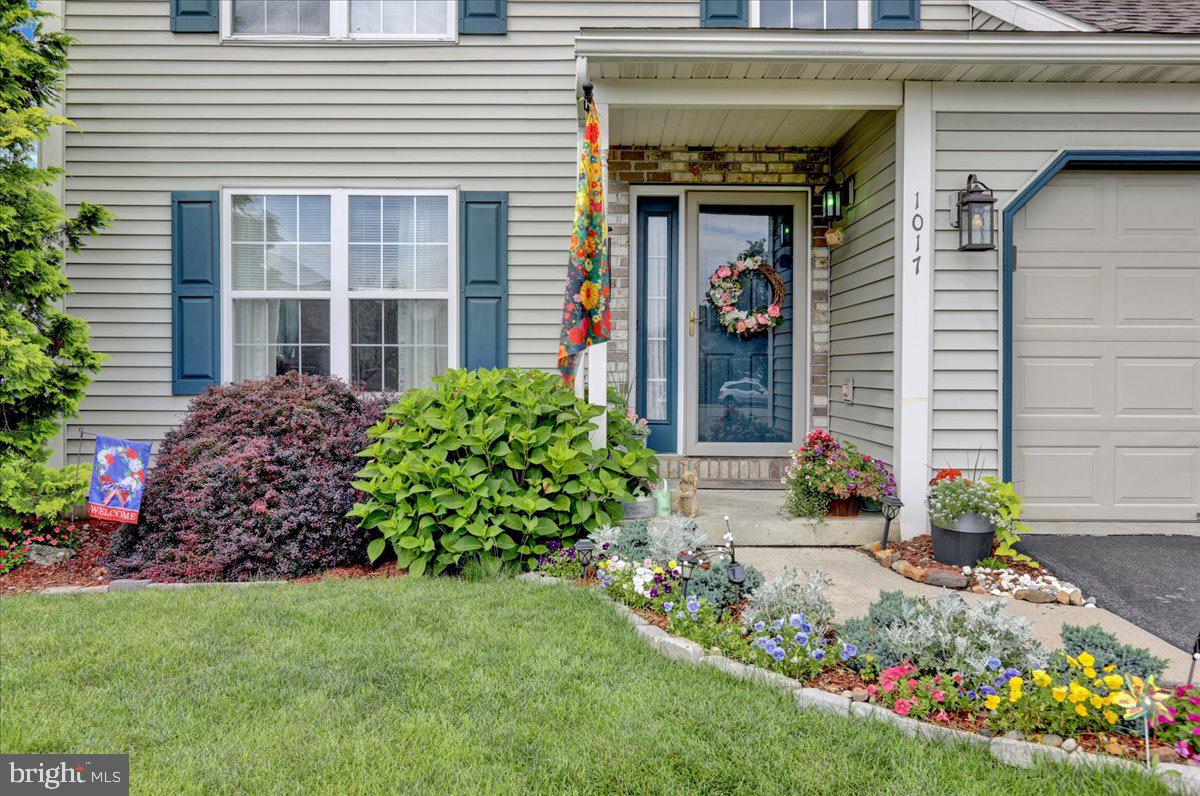 1017 SAINT VINCENT COURT