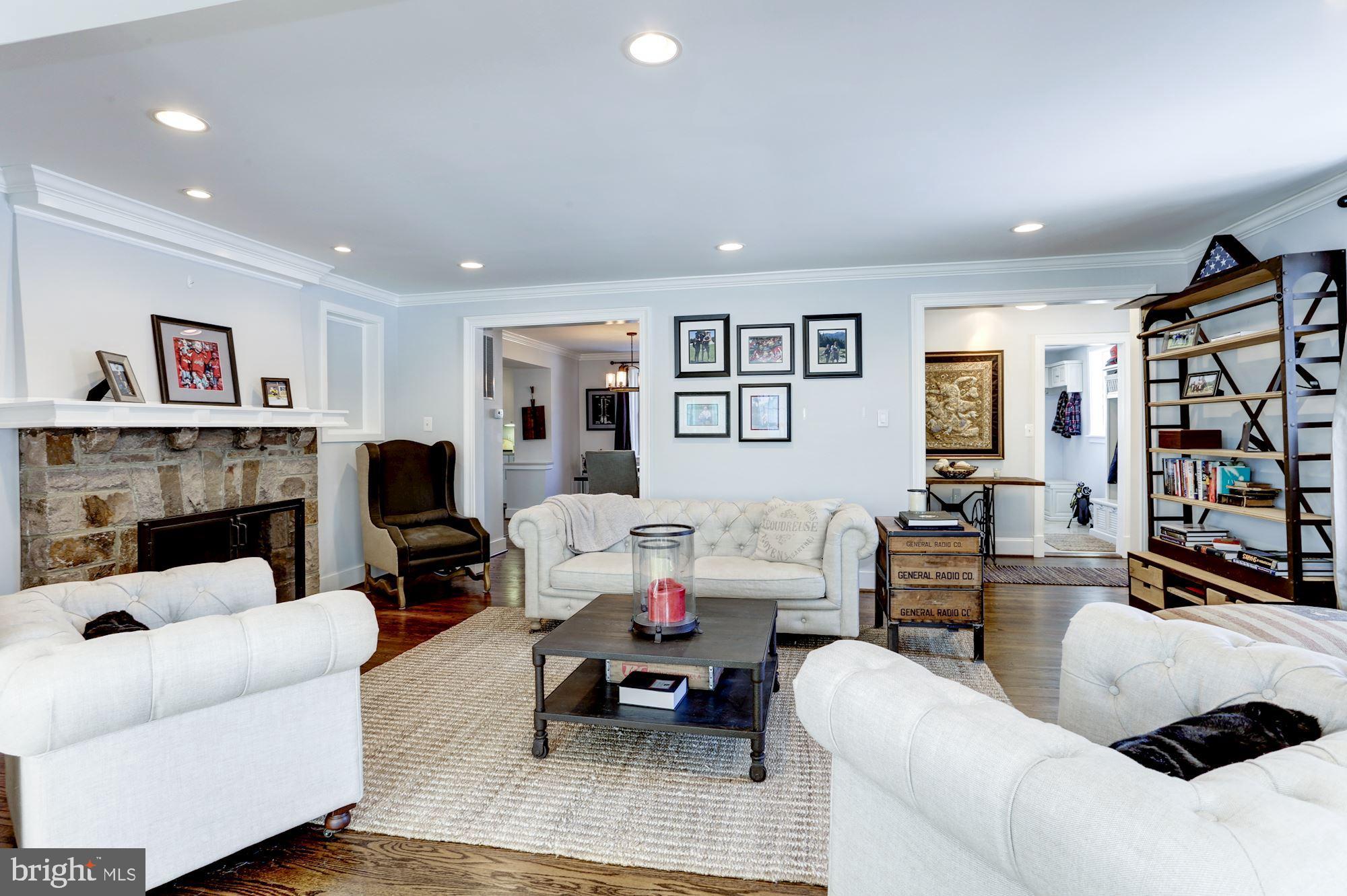 HILLWOOD - Residential