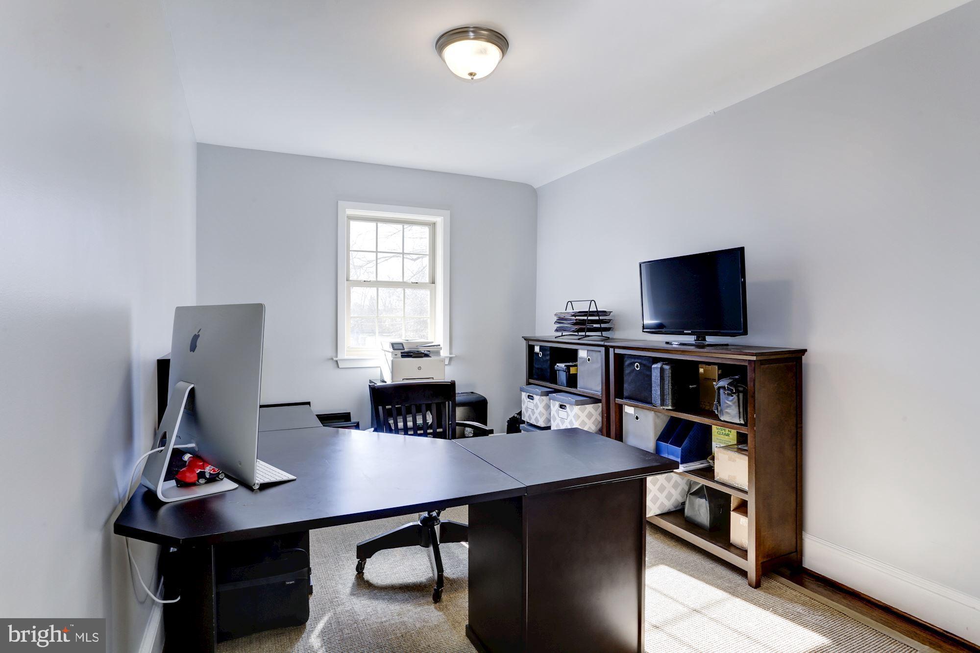HILLWOOD - Residential