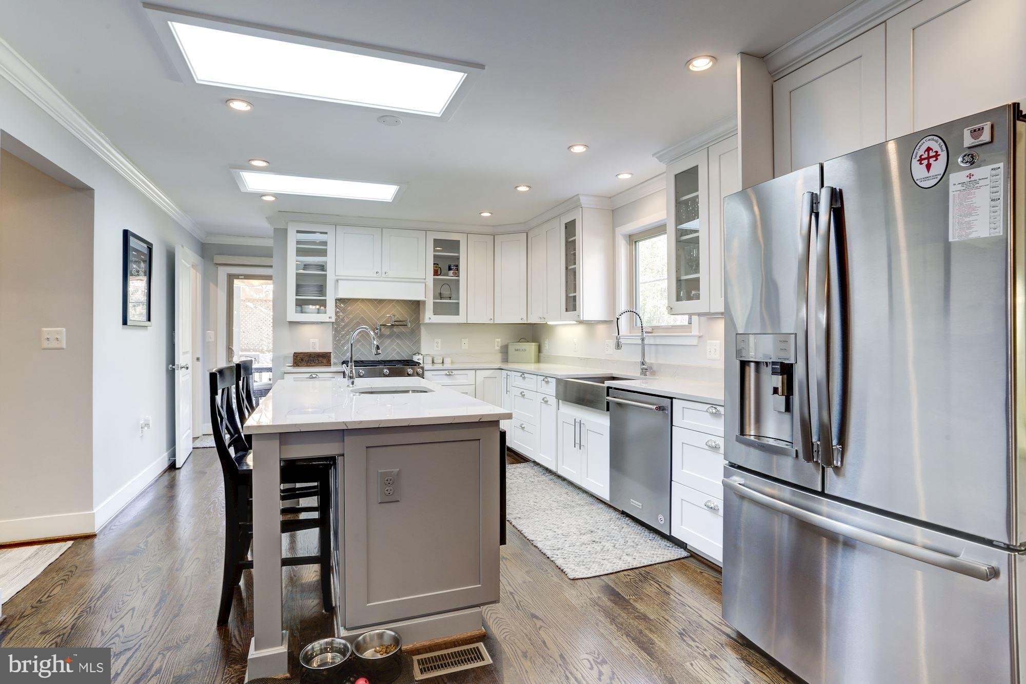 HILLWOOD - Residential