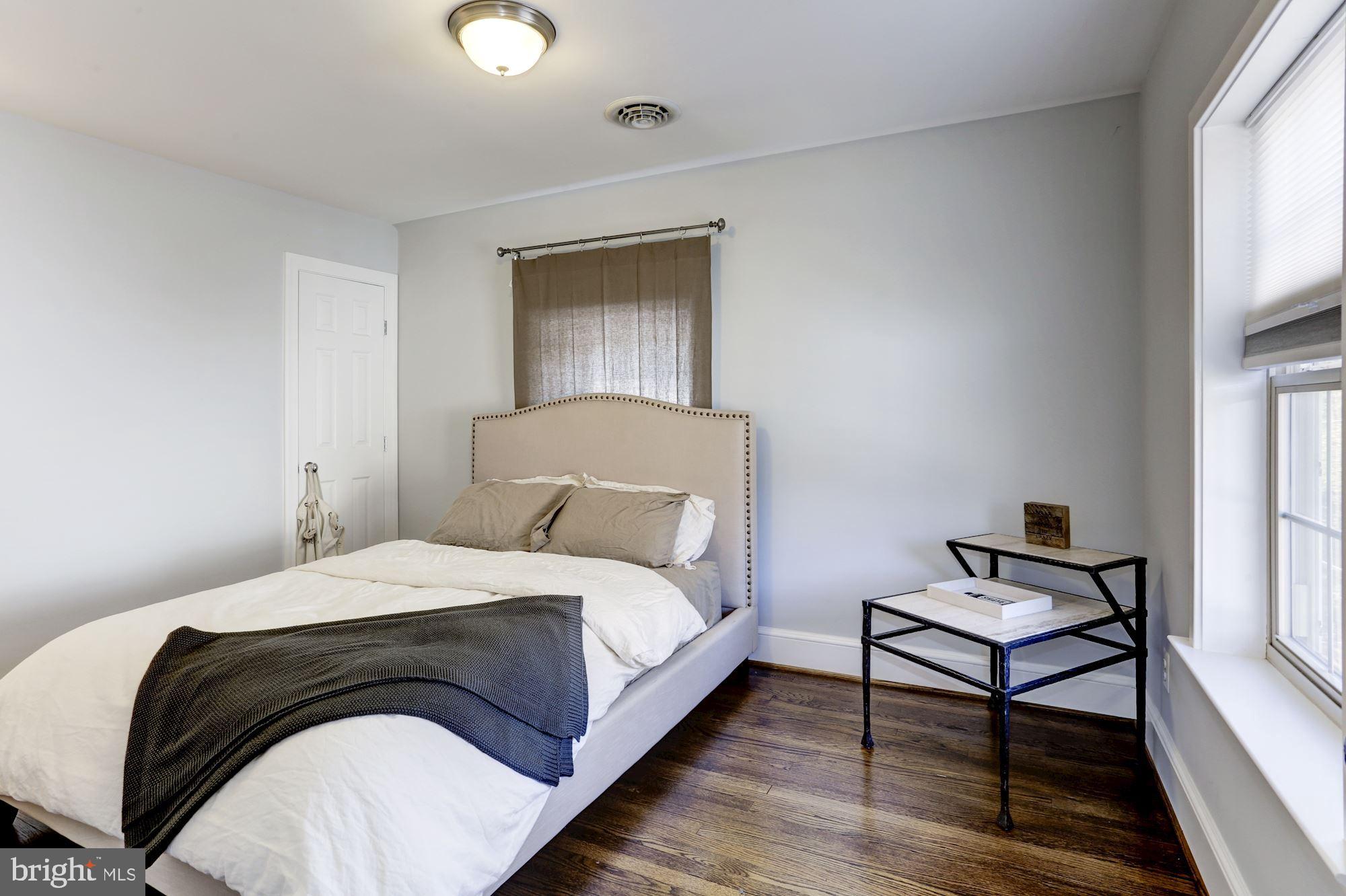 HILLWOOD - Residential
