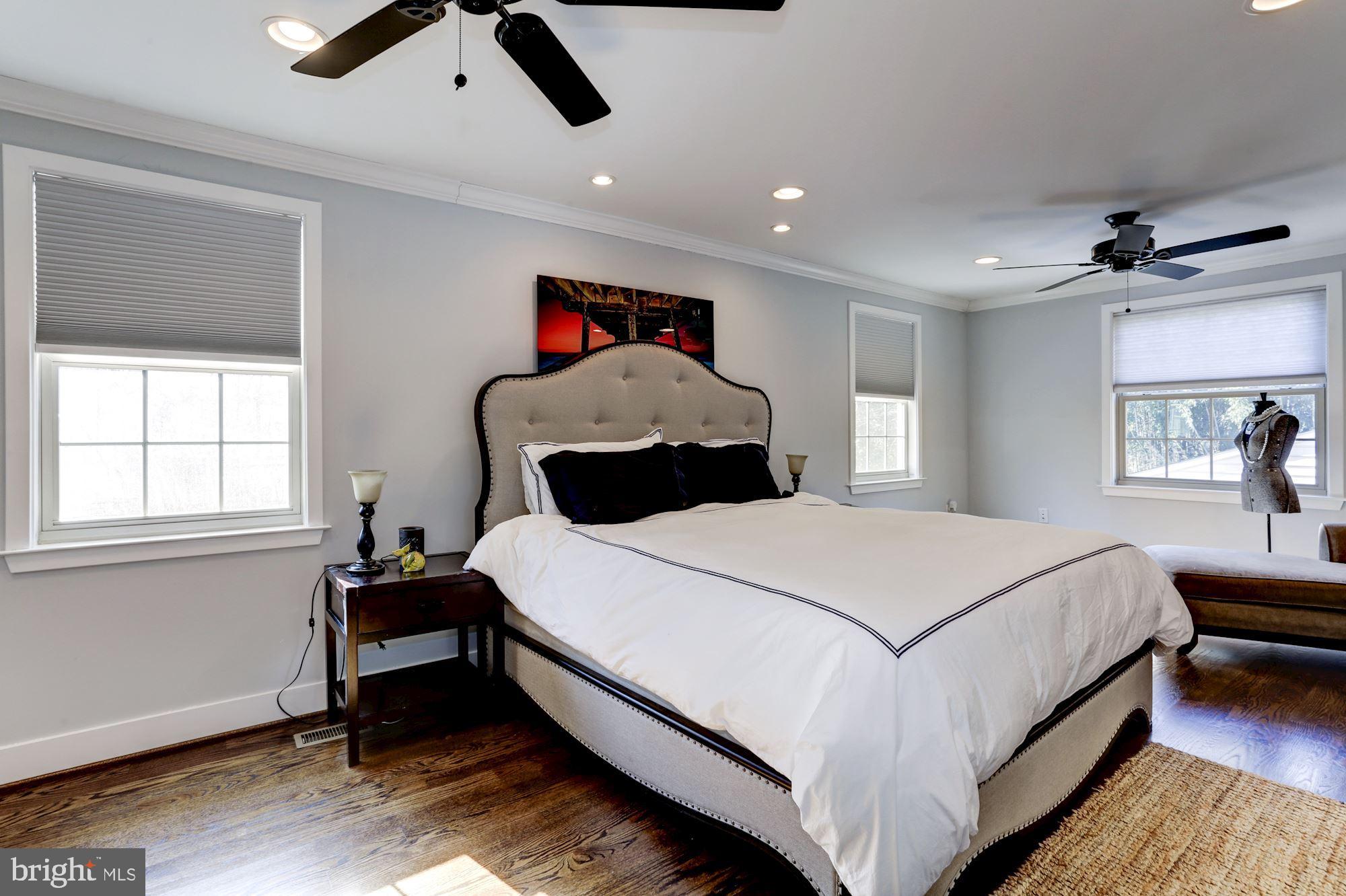 HILLWOOD - Residential