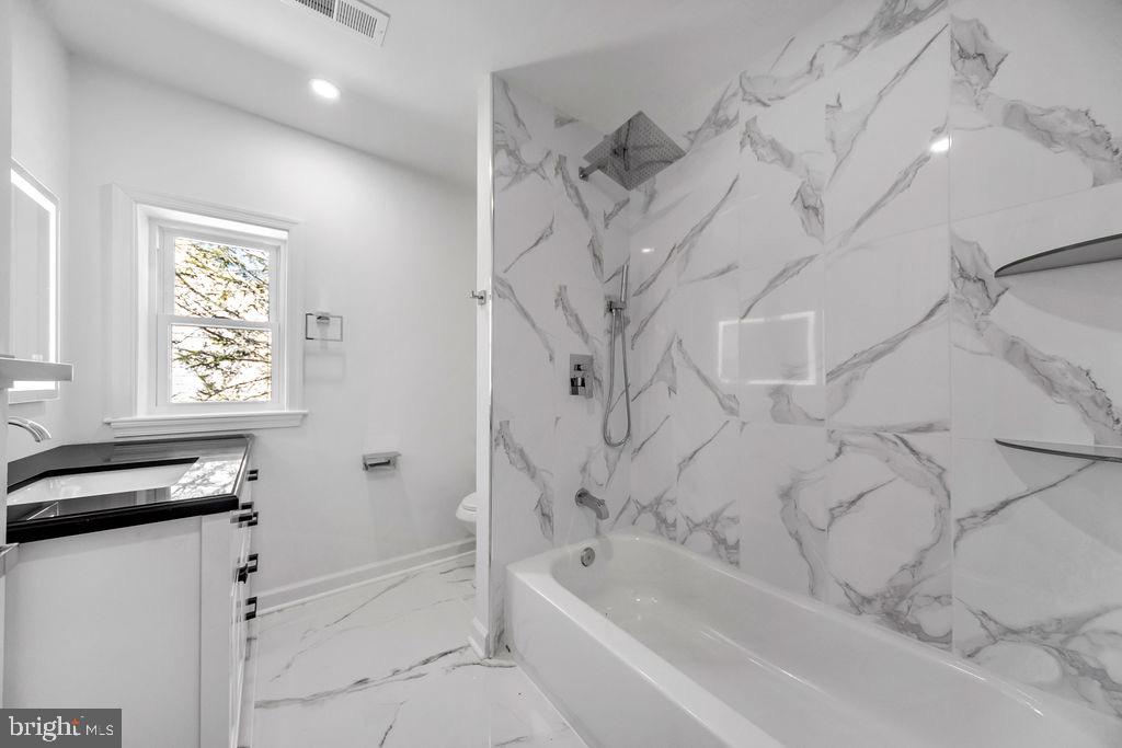 KELLYVILLE-OAKVIEW - Residential