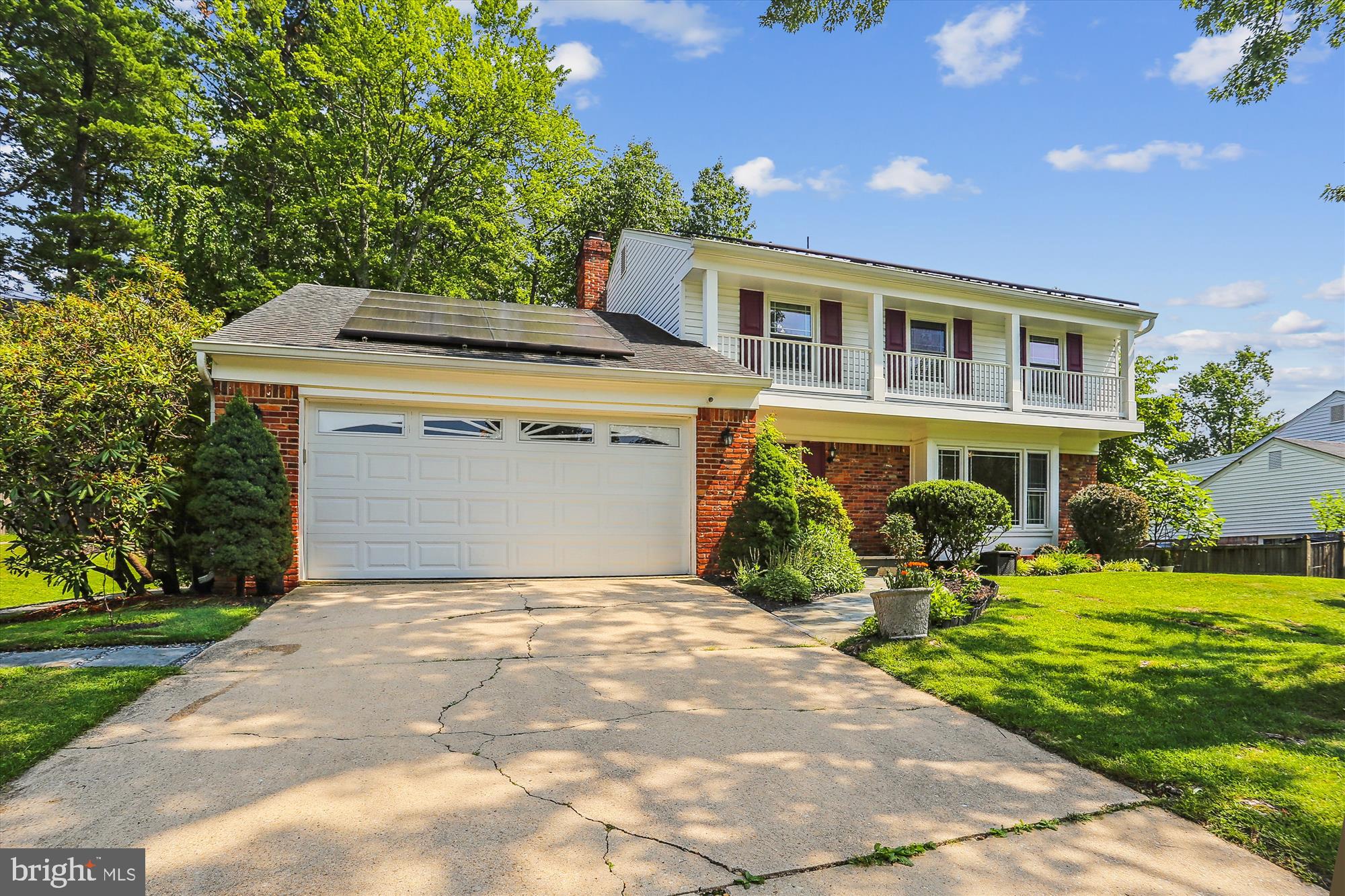 8600 FOX RUN