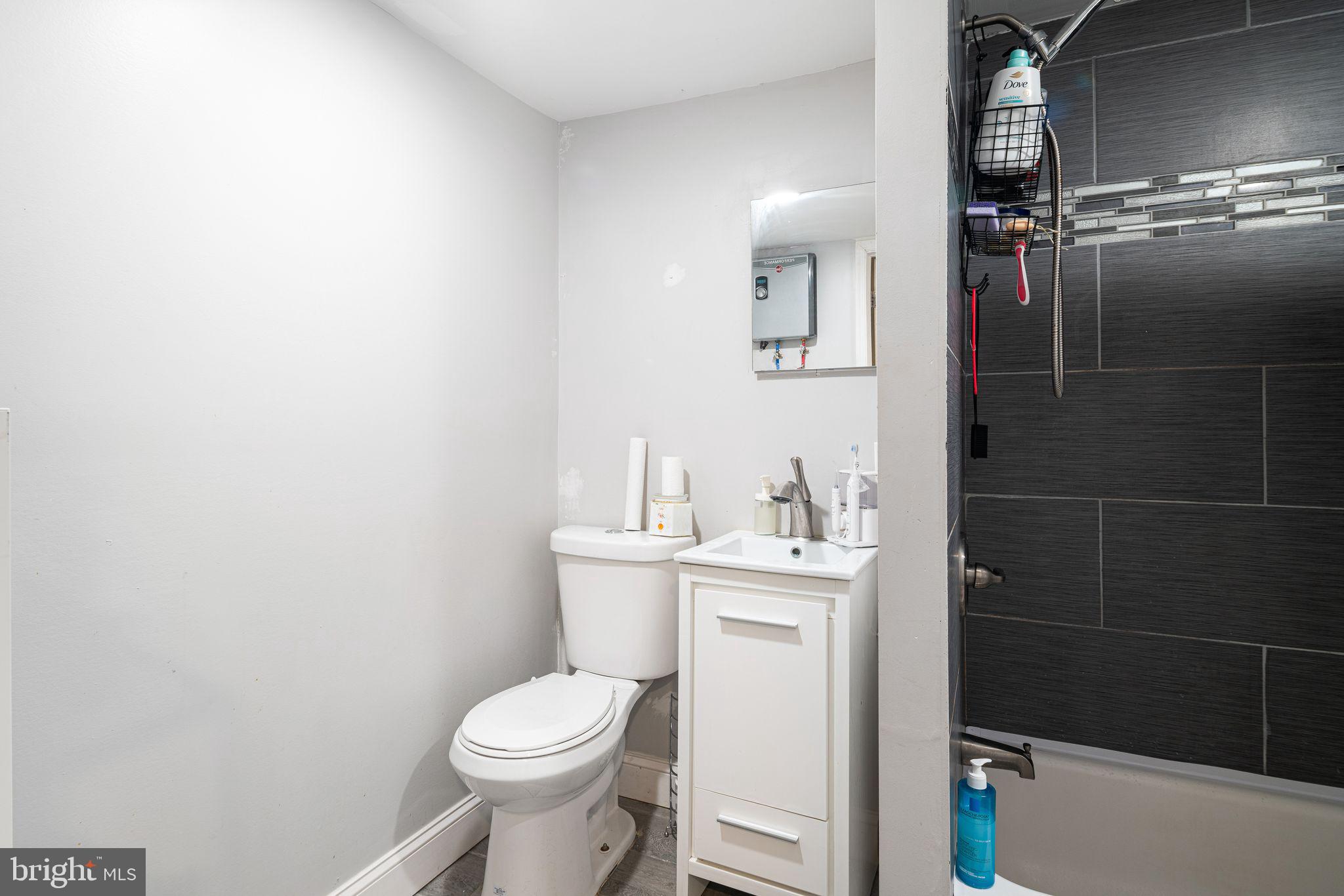 GRAYS FERRY - Residential