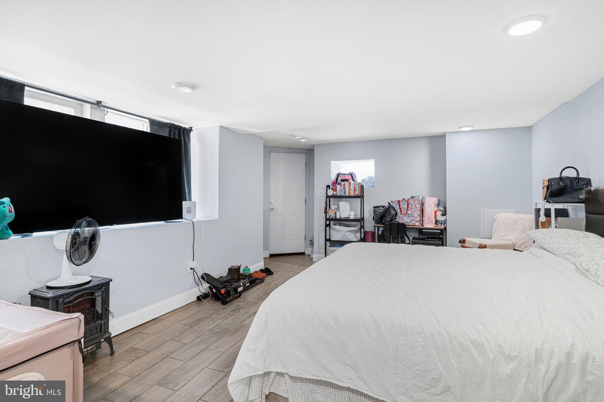 GRAYS FERRY - Residential