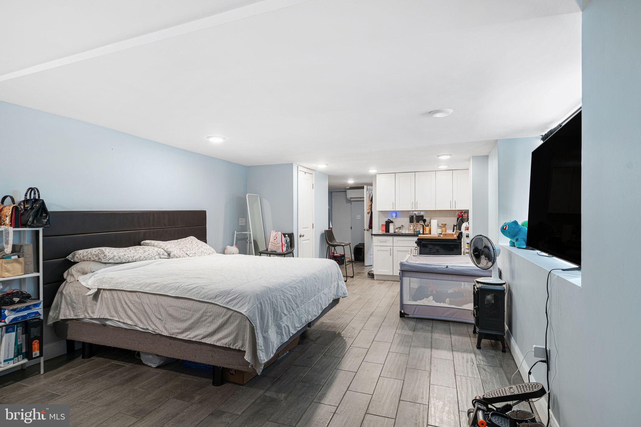 GRAYS FERRY - Residential