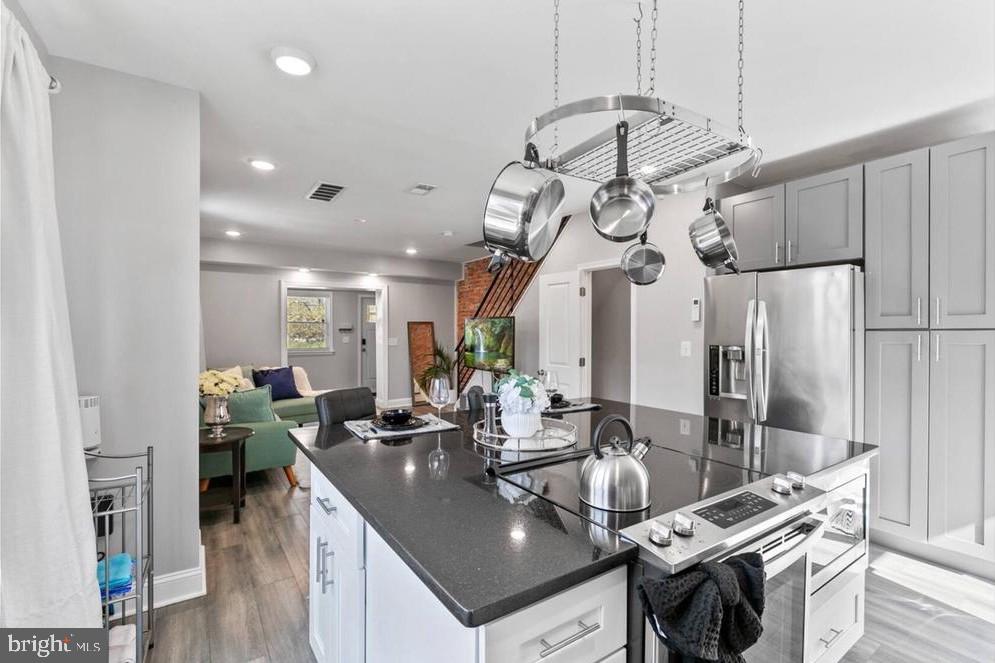 GRAYS FERRY - Residential