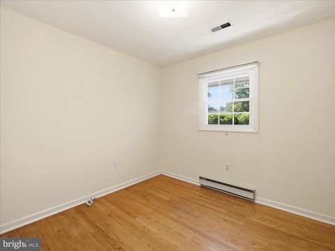 Tiny photo for 17 Bittersweet Drive, HAGERSTOWN, MD 21740 (MLS # MDWA2037052)