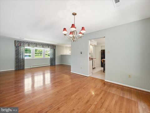 Tiny photo for 17 Bittersweet Drive, HAGERSTOWN, MD 21740 (MLS # MDWA2037052)