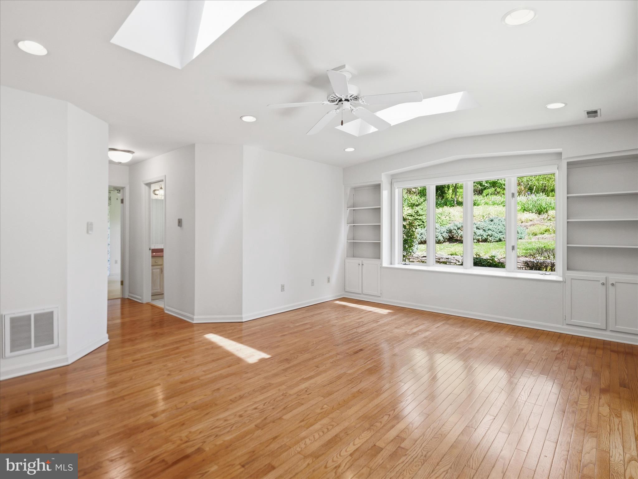 BRIGHTWOOD ACRES - Residential
