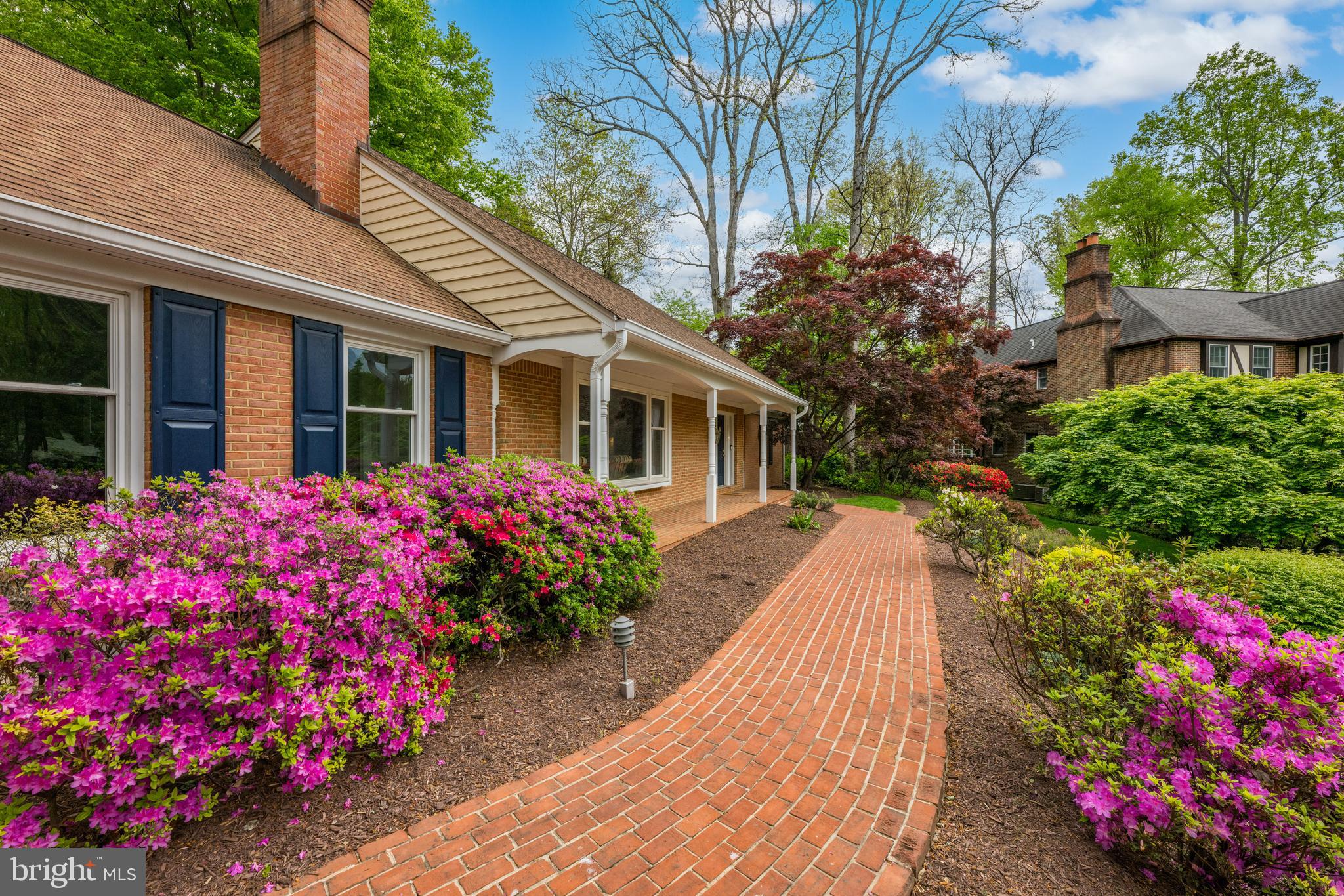 MCAULEY PARK - Residential