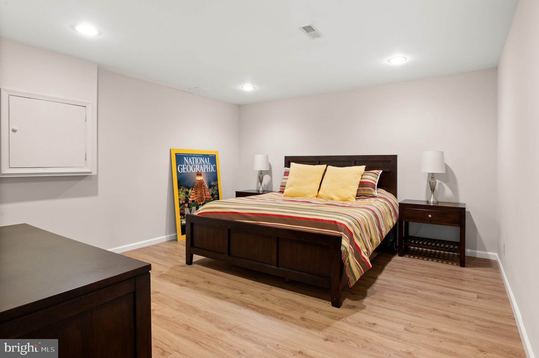 MCAULEY PARK - Residential