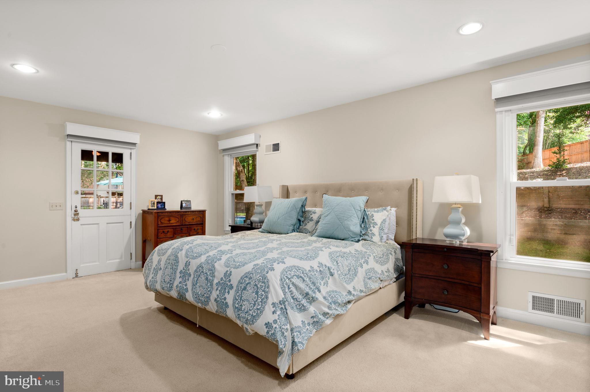 MCAULEY PARK - Residential