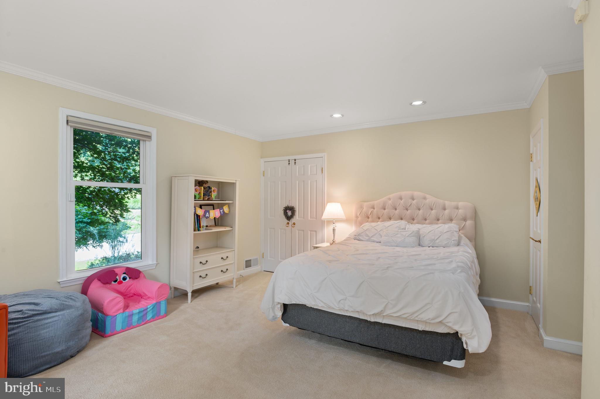 MCAULEY PARK - Residential