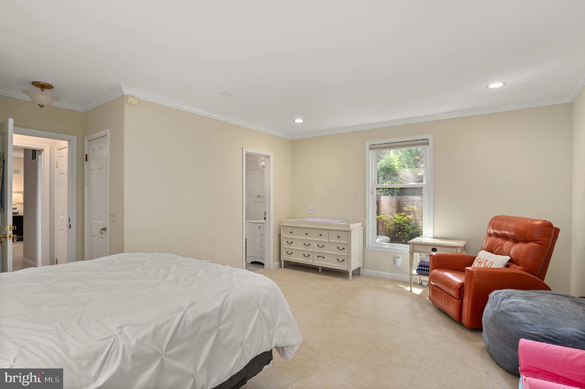 MCAULEY PARK - Residential