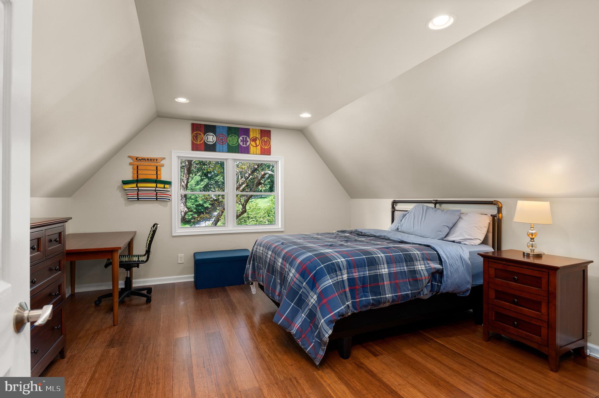 MCAULEY PARK - Residential