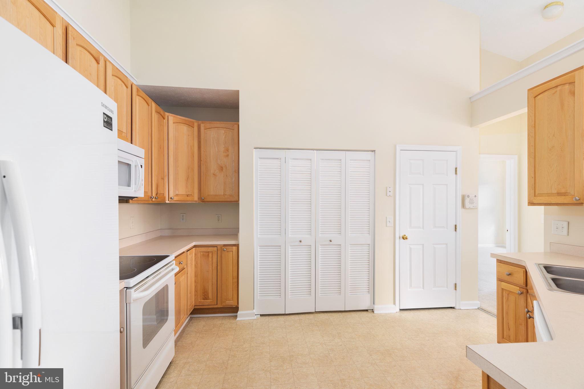 DEVONSHIRE AT WHITEMARSH - Residential