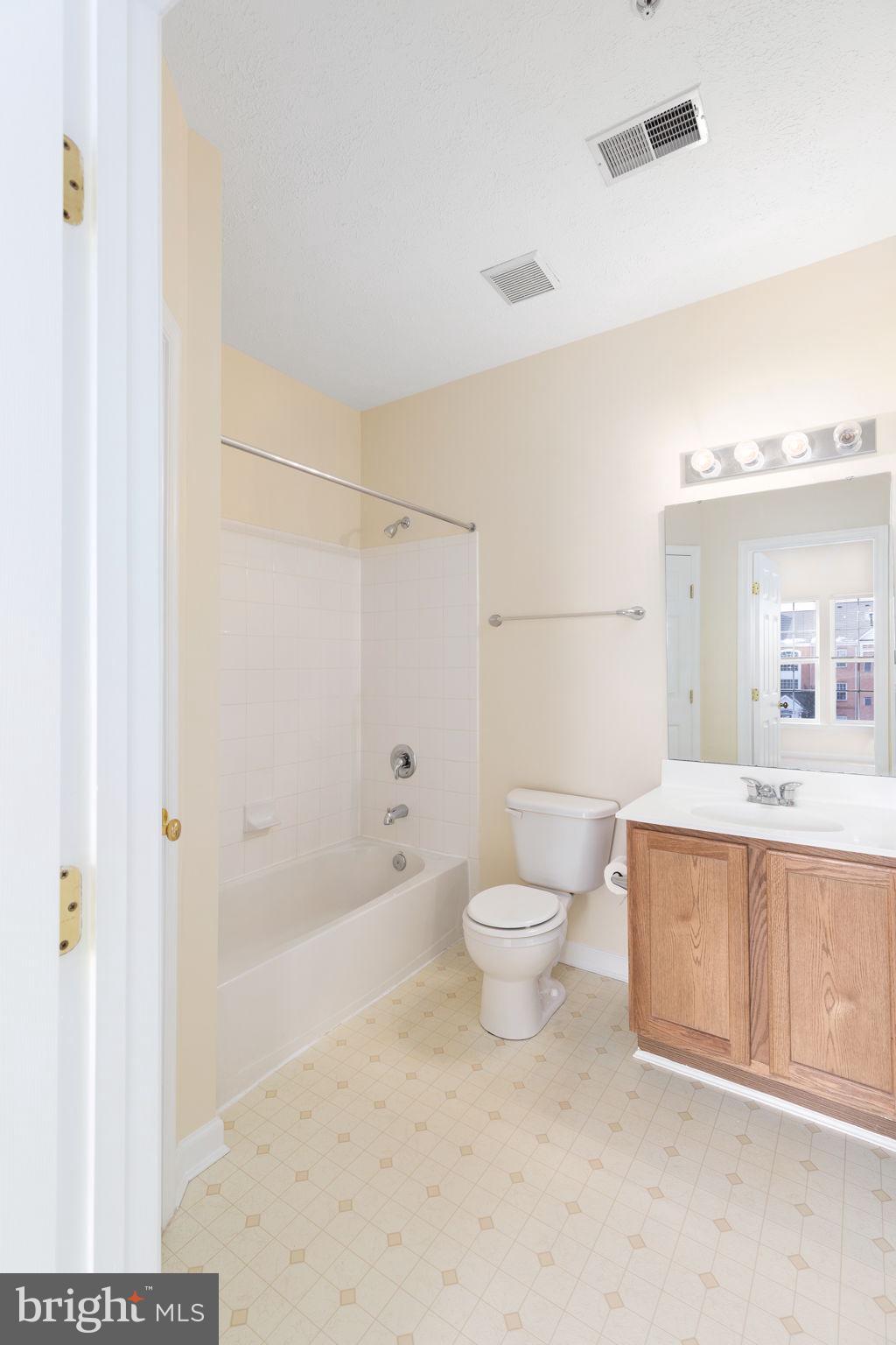 DEVONSHIRE AT WHITEMARSH - Residential