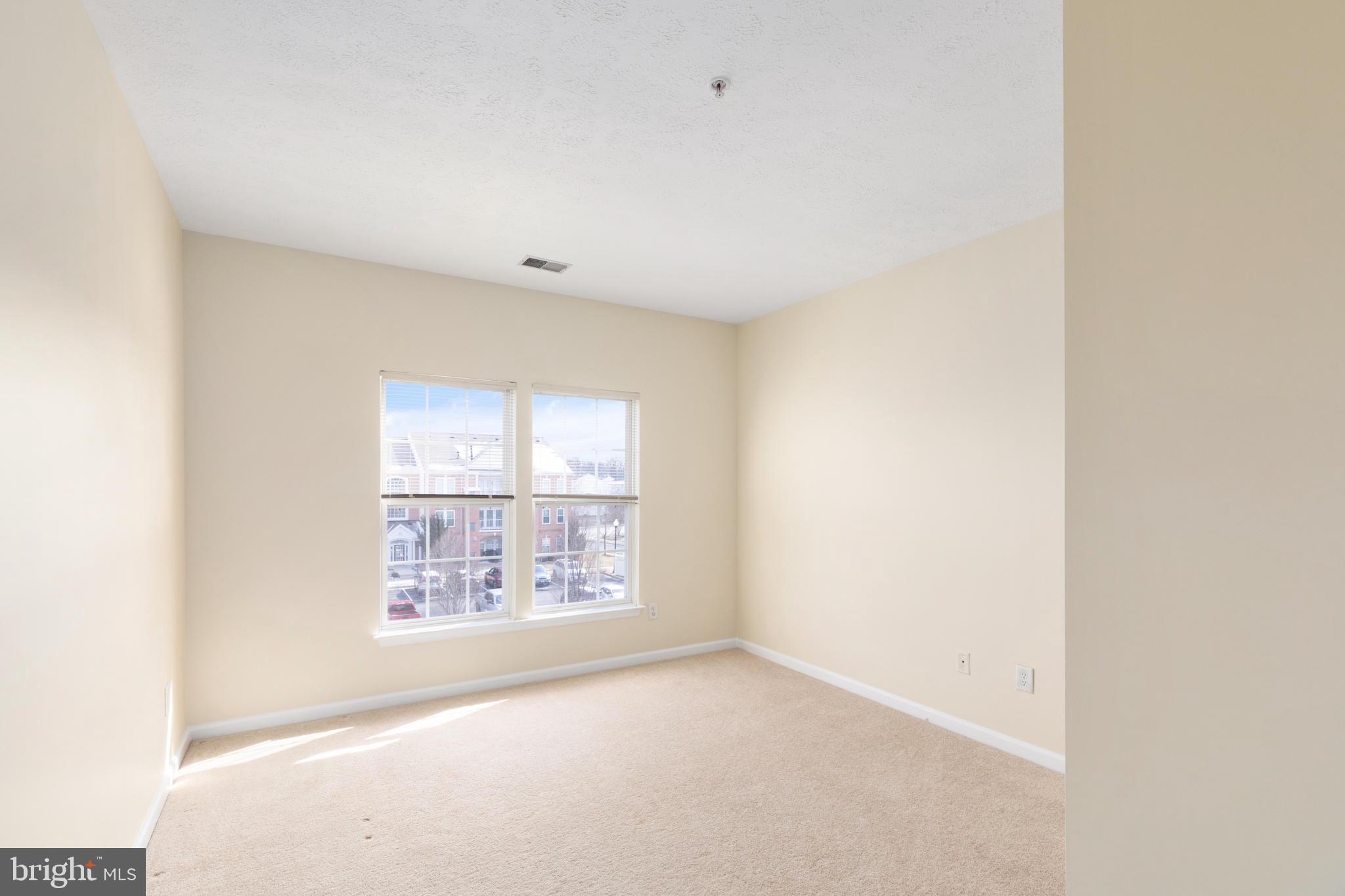 DEVONSHIRE AT WHITEMARSH - Residential