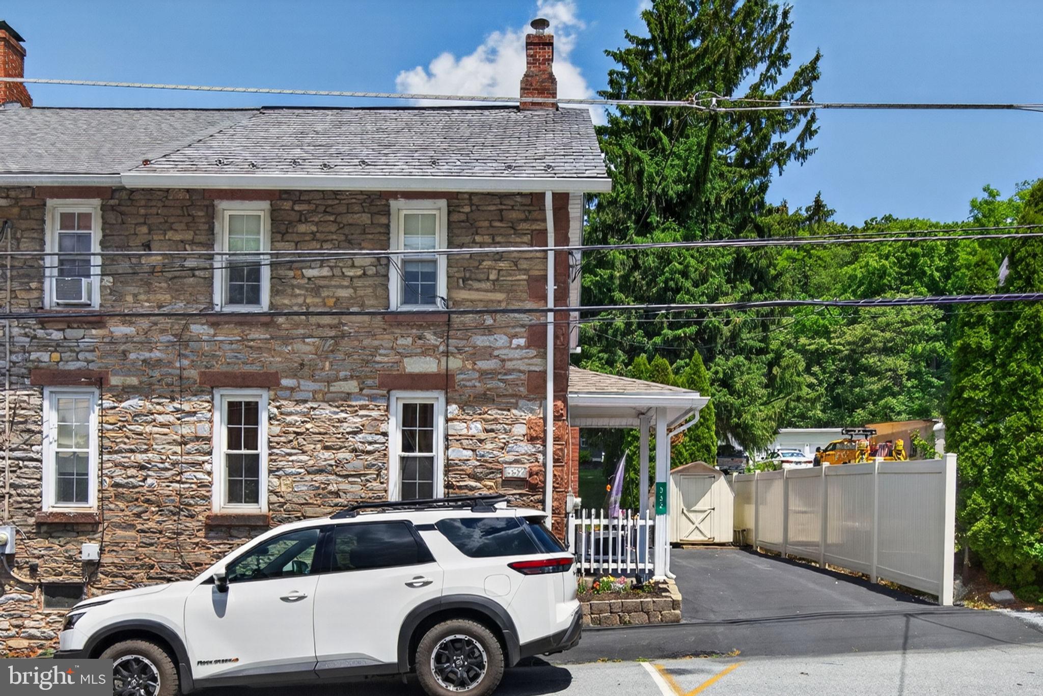 332 BOYD STREET