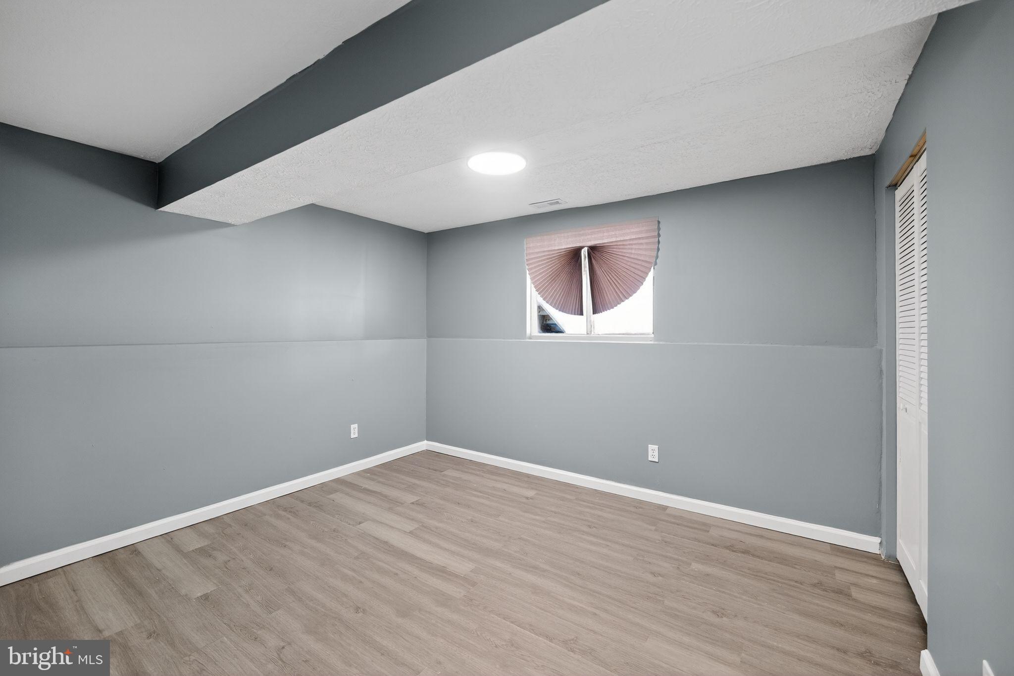 PARKVILLE - Residential