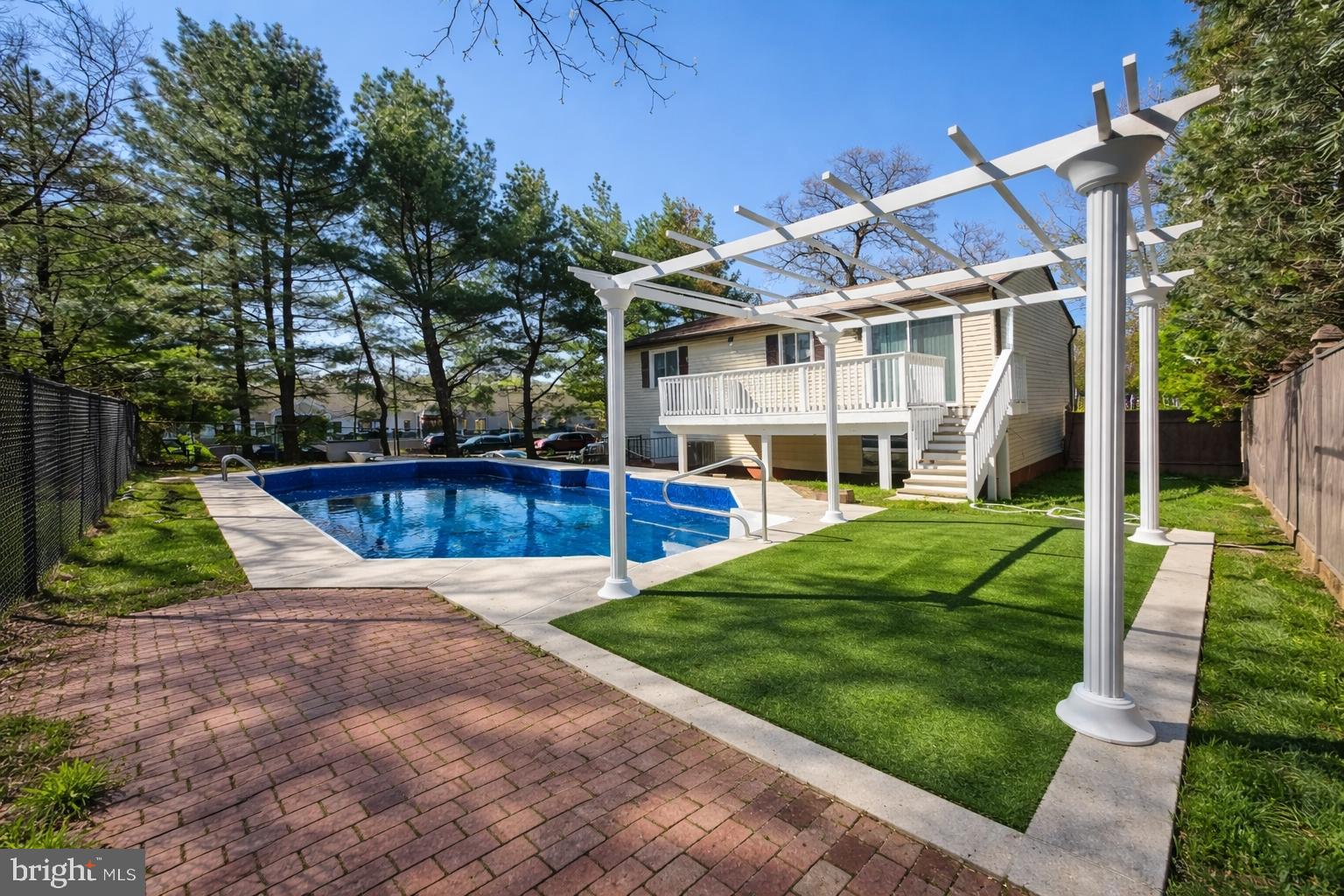 PARKVILLE - Residential